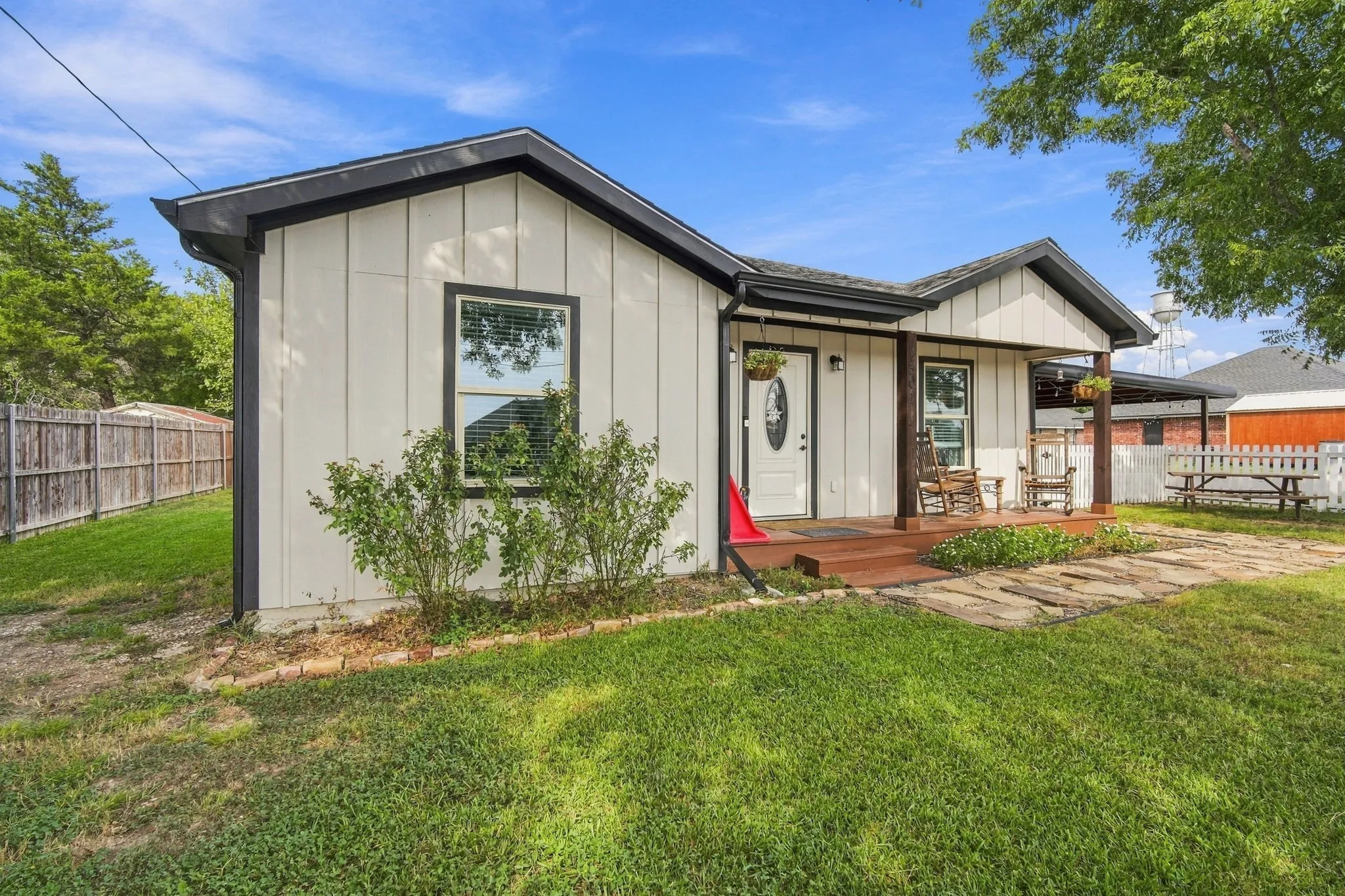 Single Family Residence For Sale