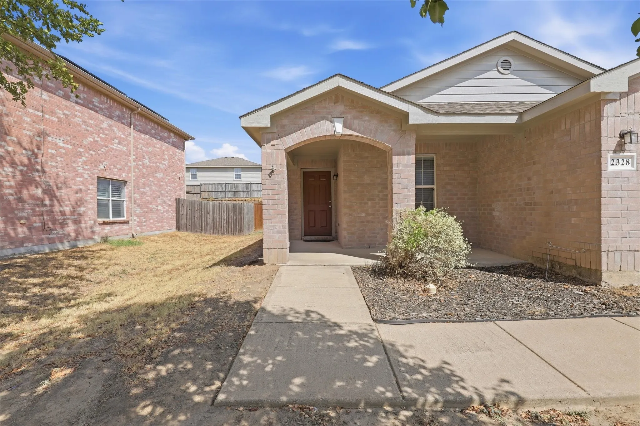 Single Family Residence For Sale in Collin County , 2328 Gabriel Drive, Mc Kinney, Texas 75071, 3 Bedroom, 2 Bathroom, 2 Garage spaces, 1,440 Sqft, built in 2005, mls#21396615, Real Estate Agent in Mc Kinney, Homes For Sale in Collin county, Homes For Sale in Mc Kinney, Realtor in Mc Kinney Texas, Real Estate Brokerage Independent Realty Texas, Luminita Cordes Realtor