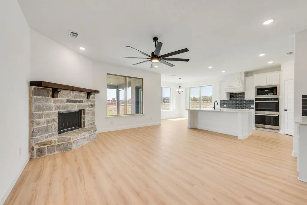 Single Family Residence For Sale in Denton County , 7006 Lilly Lane, Sanger, Texas 76266, 5 Bedroom, 3 Bathroom, 3 Garage spaces, 2,738 Sqft, built in 2026, mls#21396617, Real Estate Agent in Sanger, Homes For Sale in Denton county, Homes For Sale in Sanger, Realtor in Sanger Texas, Real Estate Brokerage Independent Realty Texas, Luminita Cordes Realtor
