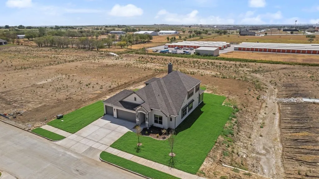 Single Family Residence For Sale in Denton County , 7006 Lilly Lane, Sanger, Texas 76266, 5 Bedroom, 3 Bathroom, 3 Garage spaces, 2,738 Sqft, built in 2026, mls#21396617, Real Estate Agent in Sanger, Homes For Sale in Denton county, Homes For Sale in Sanger, Realtor in Sanger Texas, Real Estate Brokerage Independent Realty Texas, Luminita Cordes Realtor