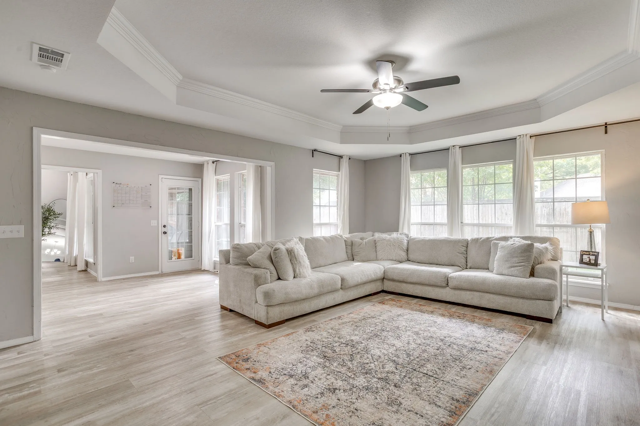 Single Family Residence For Sale in Denton County , 2637 Surrey Woods Road, Flower Mound, Texas 75028, 4 Bedroom, 3 Bathroom, 2 Garage spaces, 2,353 Sqft, built in 1988, mls#21396529, Real Estate Agent in Flower Mound, Homes For Sale in Denton county, Homes For Sale in Flower Mound, Realtor in Flower Mound Texas, Real Estate Brokerage Independent Realty Texas, Luminita Cordes Realtor