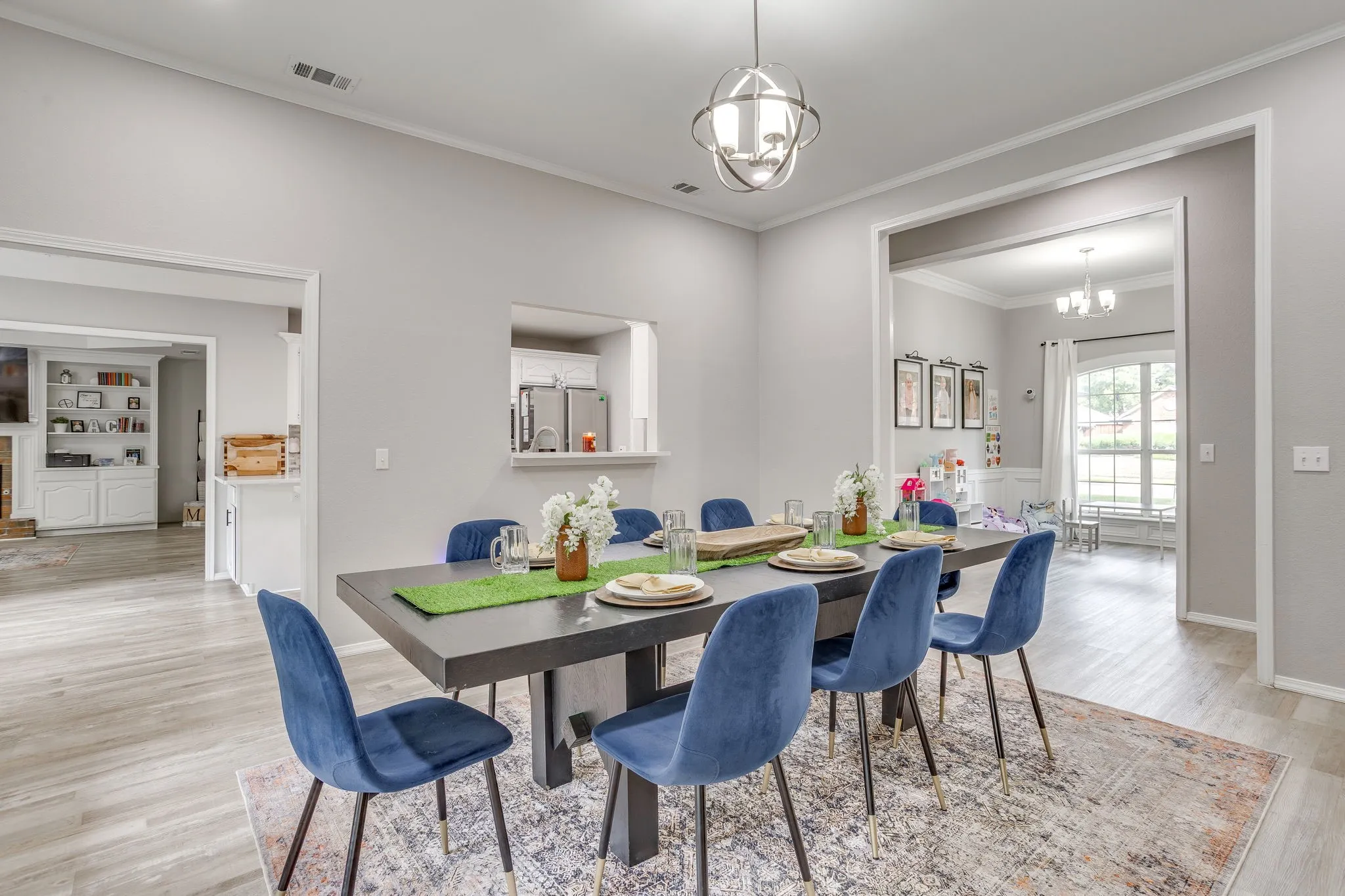 Single Family Residence For Sale in Denton County , 2637 Surrey Woods Road, Flower Mound, Texas 75028, 4 Bedroom, 3 Bathroom, 2 Garage spaces, 2,353 Sqft, built in 1988, mls#21396529, Real Estate Agent in Flower Mound, Homes For Sale in Denton county, Homes For Sale in Flower Mound, Realtor in Flower Mound Texas, Real Estate Brokerage Independent Realty Texas, Luminita Cordes Realtor