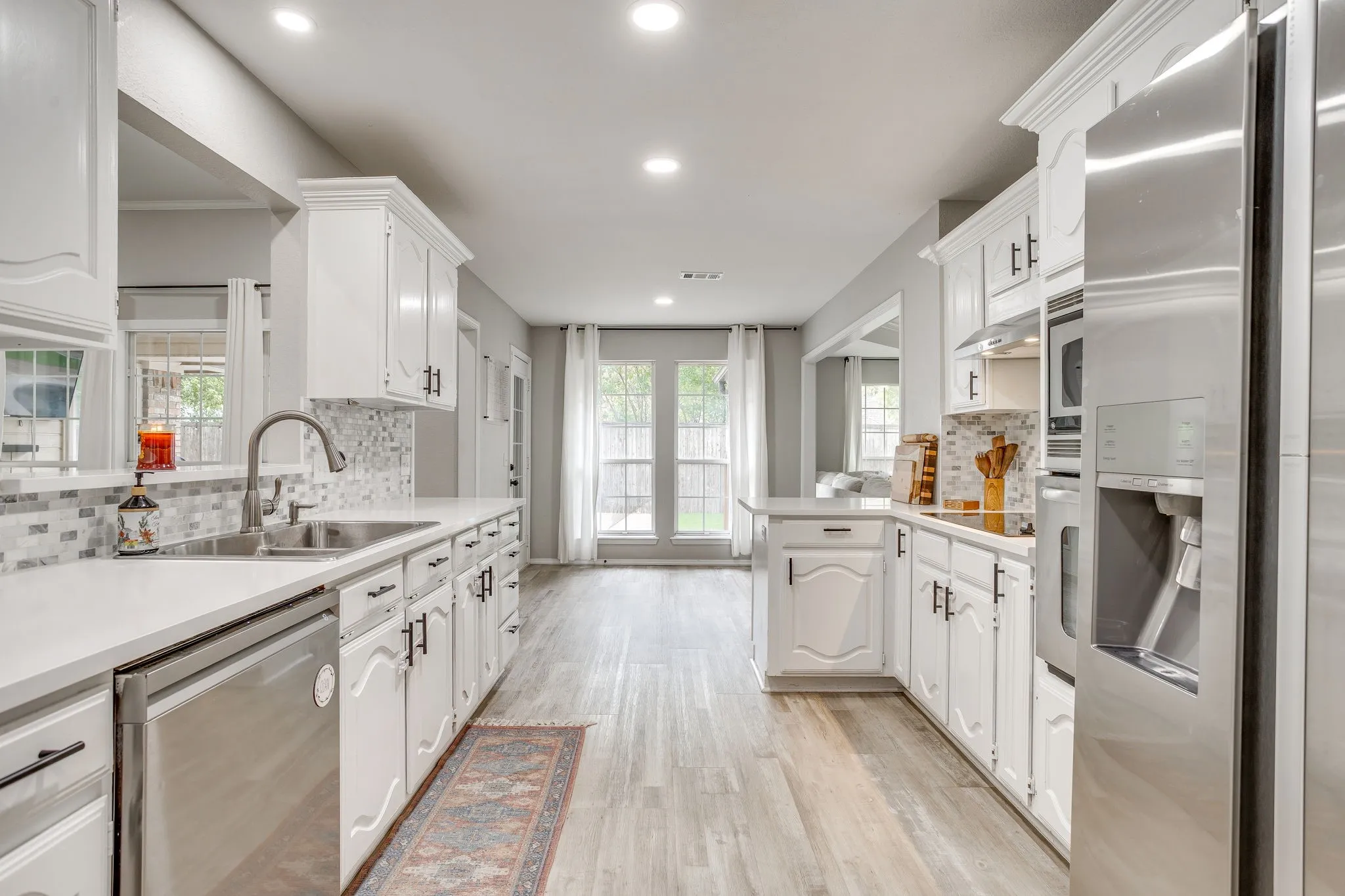 Single Family Residence For Sale in Denton County , 2637 Surrey Woods Road, Flower Mound, Texas 75028, 4 Bedroom, 3 Bathroom, 2 Garage spaces, 2,353 Sqft, built in 1988, mls#21396529, Real Estate Agent in Flower Mound, Homes For Sale in Denton county, Homes For Sale in Flower Mound, Realtor in Flower Mound Texas, Real Estate Brokerage Independent Realty Texas, Luminita Cordes Realtor