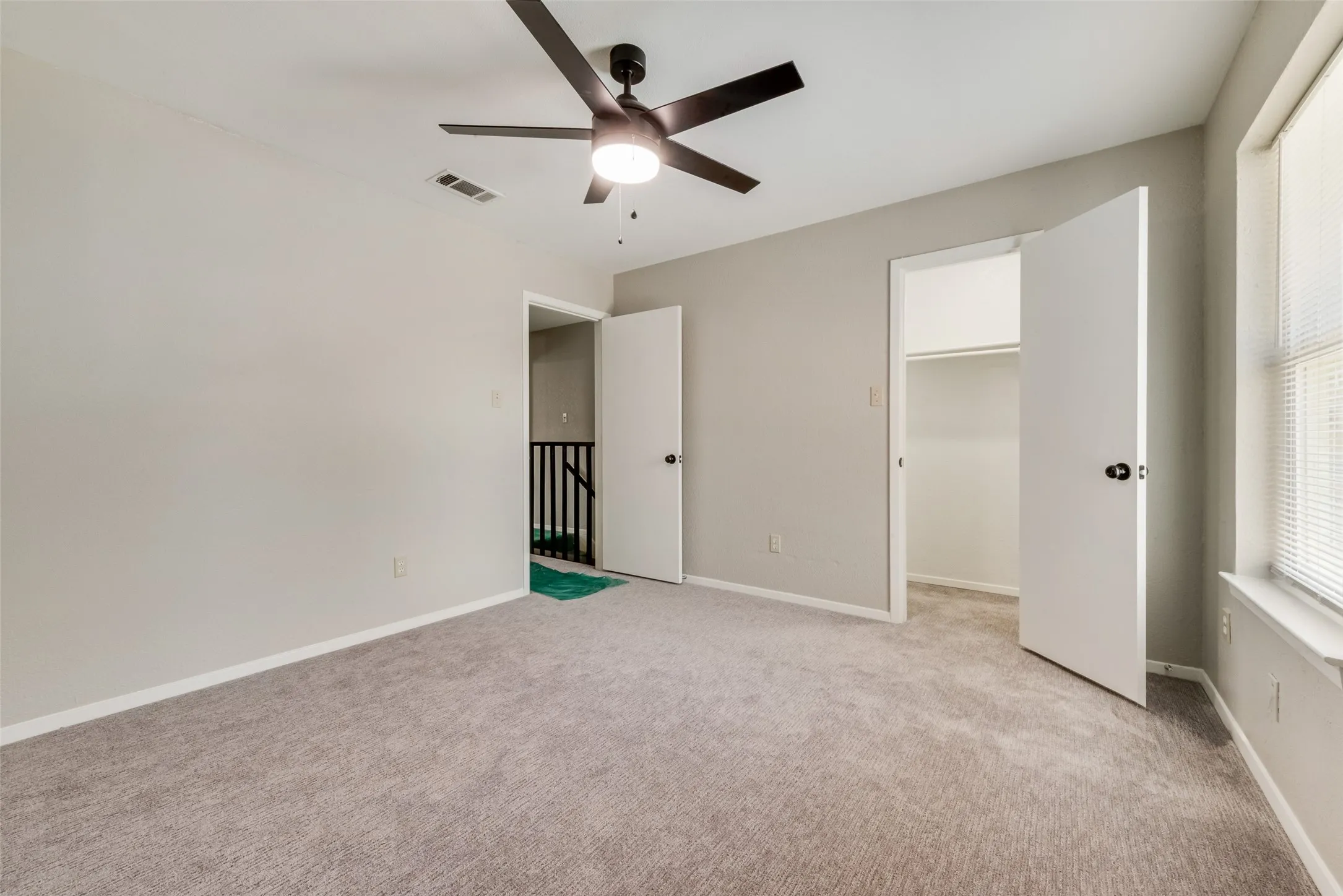 Triplex For Rent in Tarrant County , 105 Wildwood Court, Grapevine, Texas 76051, 2 Bedroom, 2 Bathroom, Garage spaces, 1,056 Sqft, built in 1985, mls#21394759, Real Estate Agent in Grapevine, Homes For Rent in Tarrant county, Homes For Rent in Grapevine, Realtor in Grapevine Texas, Real Estate Brokerage Independent Realty Texas, Luminita Cordes Realtor