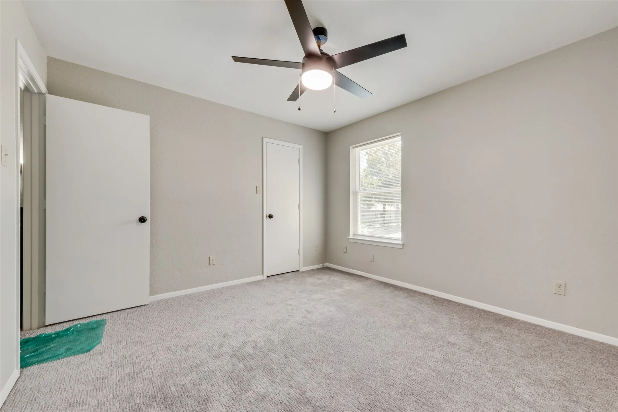 Triplex For Rent in Tarrant County , 105 Wildwood Court, Grapevine, Texas 76051, 2 Bedroom, 2 Bathroom, Garage spaces, 1,056 Sqft, built in 1985, mls#21394759, Real Estate Agent in Grapevine, Homes For Rent in Tarrant county, Homes For Rent in Grapevine, Realtor in Grapevine Texas, Real Estate Brokerage Independent Realty Texas, Luminita Cordes Realtor