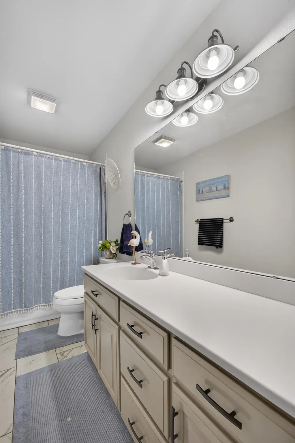 Single Family Residence For Sale in Taylor County , 5441 Wagon Wheel Avenue, Abilene, Texas 79606, 3 Bedroom, 2 Bathroom, 2 Garage spaces, 1,718 Sqft, built in 2003, mls#21388495, Real Estate Agent in Abilene, Homes For Sale in Taylor county, Homes For Sale in Abilene, Realtor in Abilene Texas, Real Estate Brokerage Independent Realty Texas, Luminita Cordes Realtor