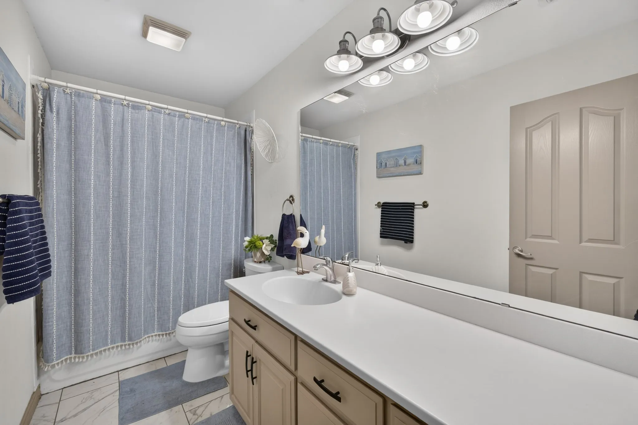 Single Family Residence For Sale in Taylor County , 5441 Wagon Wheel Avenue, Abilene, Texas 79606, 3 Bedroom, 2 Bathroom, 2 Garage spaces, 1,718 Sqft, built in 2003, mls#21388495, Real Estate Agent in Abilene, Homes For Sale in Taylor county, Homes For Sale in Abilene, Realtor in Abilene Texas, Real Estate Brokerage Independent Realty Texas, Luminita Cordes Realtor