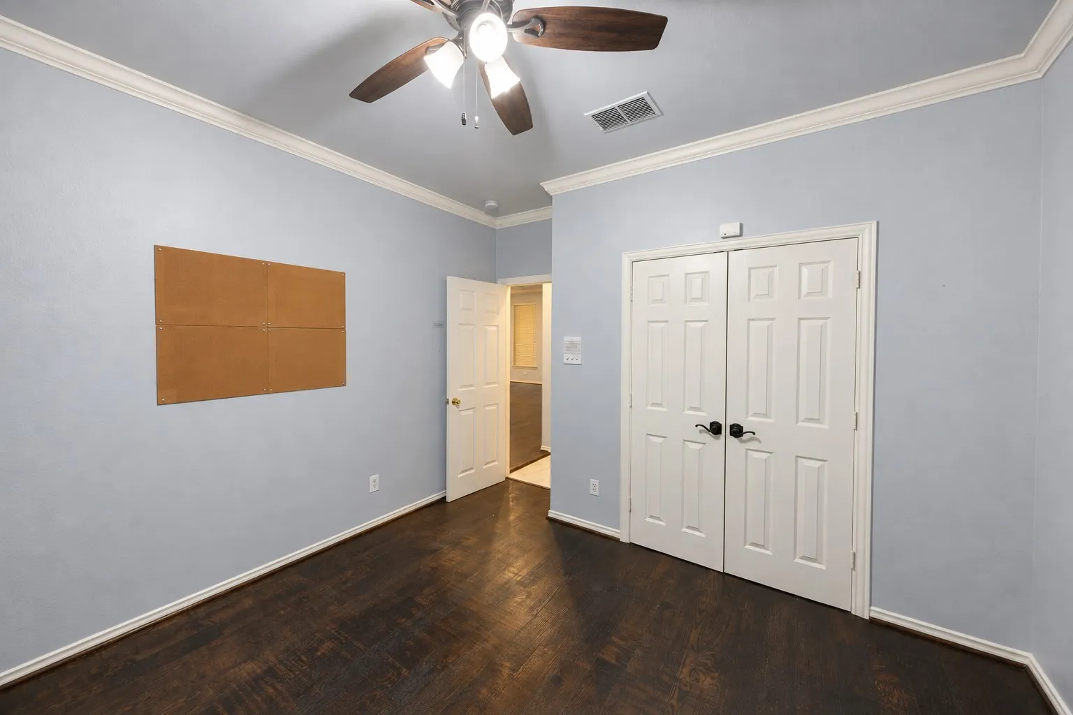 Single Family Residence For Sale in Collin County , 2800 Longtown Drive, Plano, Texas 75093, 5 Bedroom, 4 Bathroom, 3 Garage spaces, 3,927 Sqft, built in 1996, mls#21393505, Real Estate Agent in Plano, Homes For Sale in Collin county, Homes For Sale in Plano, Realtor in Plano Texas, Real Estate Brokerage Independent Realty Texas, Luminita Cordes Realtor