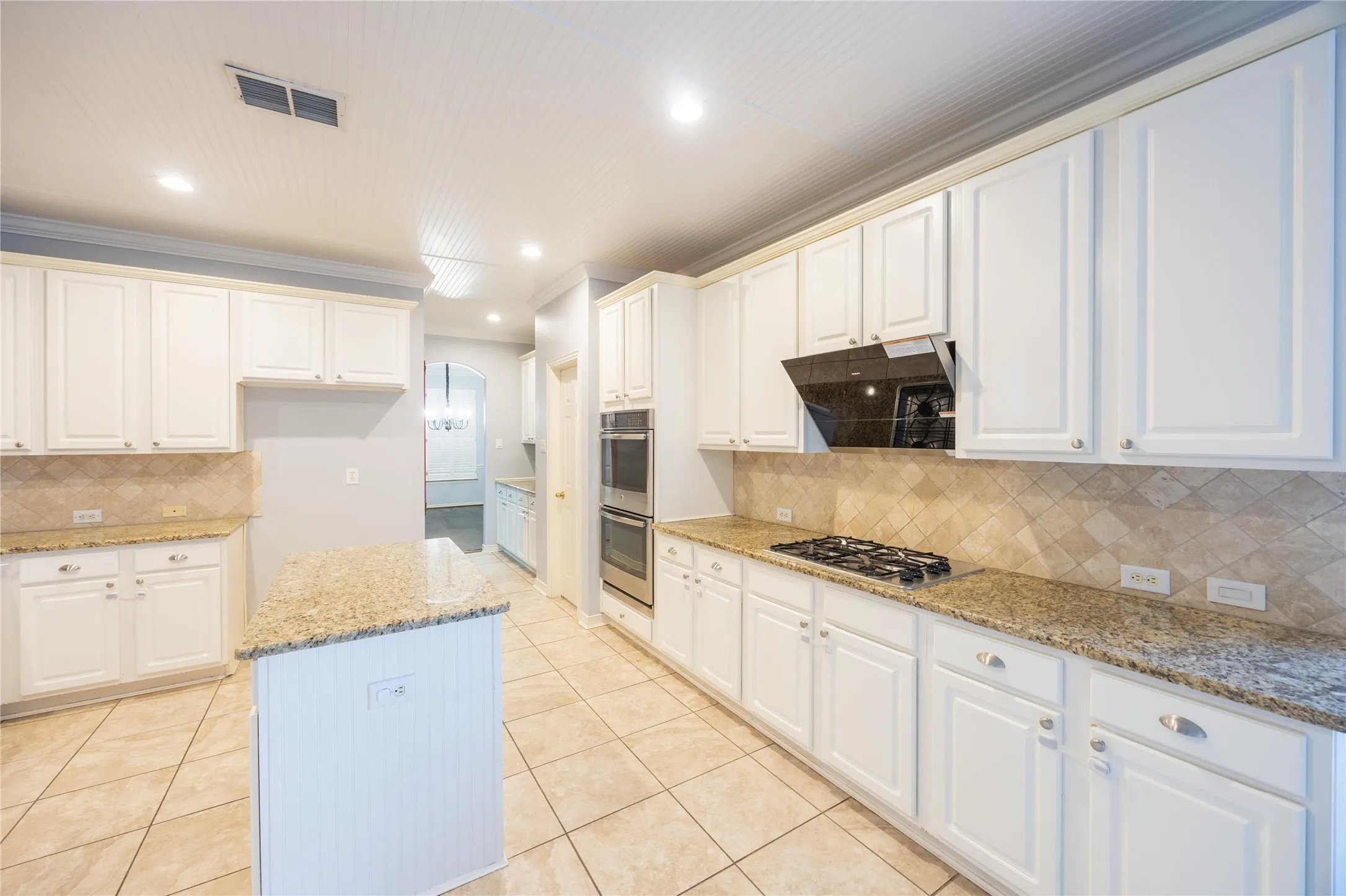 Single Family Residence For Sale in Collin County , 2800 Longtown Drive, Plano, Texas 75093, 5 Bedroom, 4 Bathroom, 3 Garage spaces, 3,927 Sqft, built in 1996, mls#21393505, Real Estate Agent in Plano, Homes For Sale in Collin county, Homes For Sale in Plano, Realtor in Plano Texas, Real Estate Brokerage Independent Realty Texas, Luminita Cordes Realtor