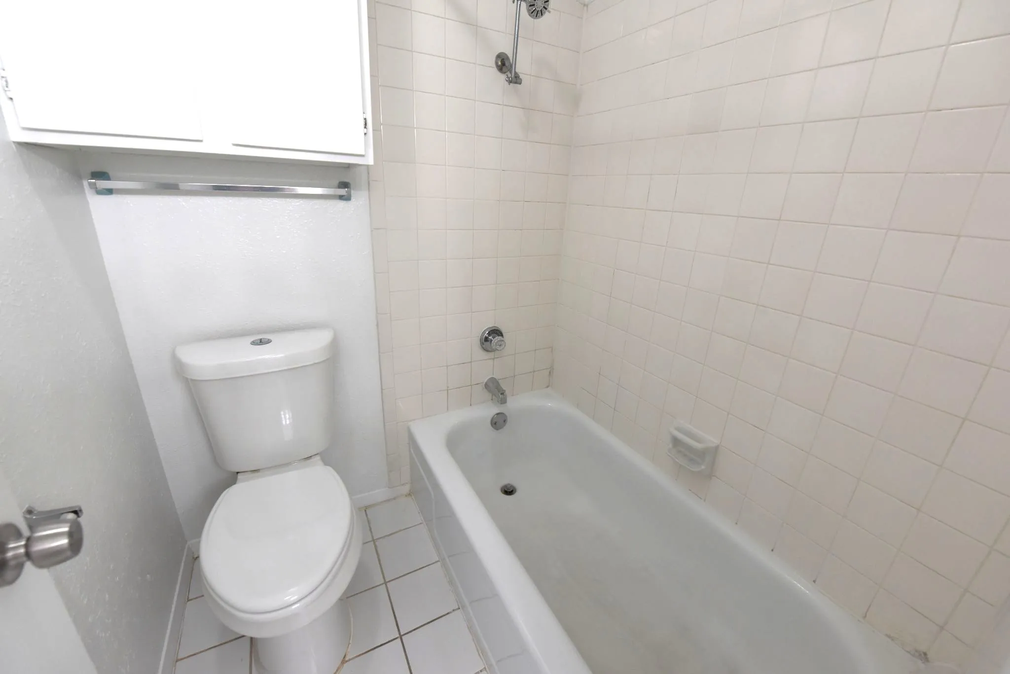 Condominium For Sale in Dallas County , 2727 Shelby Avenue M, Dallas, Texas 75219, 2 Bedroom, 2 Bathroom, Garage spaces, 962 Sqft, built in 1979, mls#21396638, Real Estate Agent in Dallas, Homes For Sale in Dallas county, Homes For Sale in Dallas, Realtor in Dallas Texas, Real Estate Brokerage Independent Realty Texas, Luminita Cordes Realtor