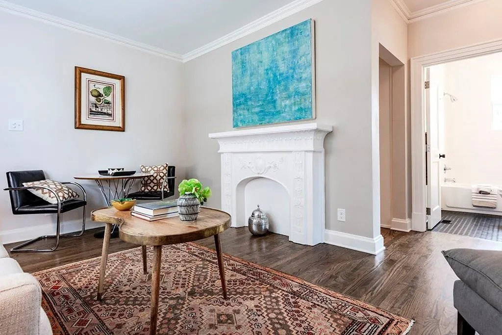Apartment For Rent in Tarrant County , 2837 Hemphill Street 201, Fort Worth, Texas 76110, 1 Bedroom, 1 Bathroom, Garage spaces, 776 Sqft, built in 1927, mls#21396640, Real Estate Agent in Fort Worth, Homes For Rent in Tarrant county, Homes For Rent in Fort Worth, Realtor in Fort Worth Texas, Real Estate Brokerage Independent Realty Texas, Luminita Cordes Realtor