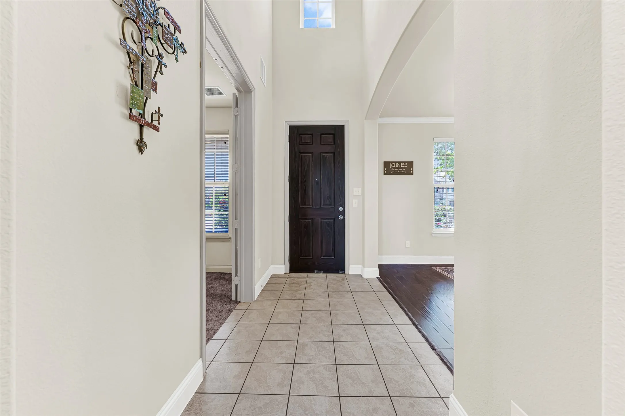 Single Family Residence For Sale in Dallas County , 254 Benwick Drive, Sunnyvale, Texas 75182, 5 Bedroom, 5 Bathroom, 2 Garage spaces, 3,072 Sqft, built in 2016, mls#21396632, Real Estate Agent in Sunnyvale, Homes For Sale in Dallas county, Homes For Sale in Sunnyvale, Realtor in Sunnyvale Texas, Real Estate Brokerage Independent Realty Texas, Luminita Cordes Realtor