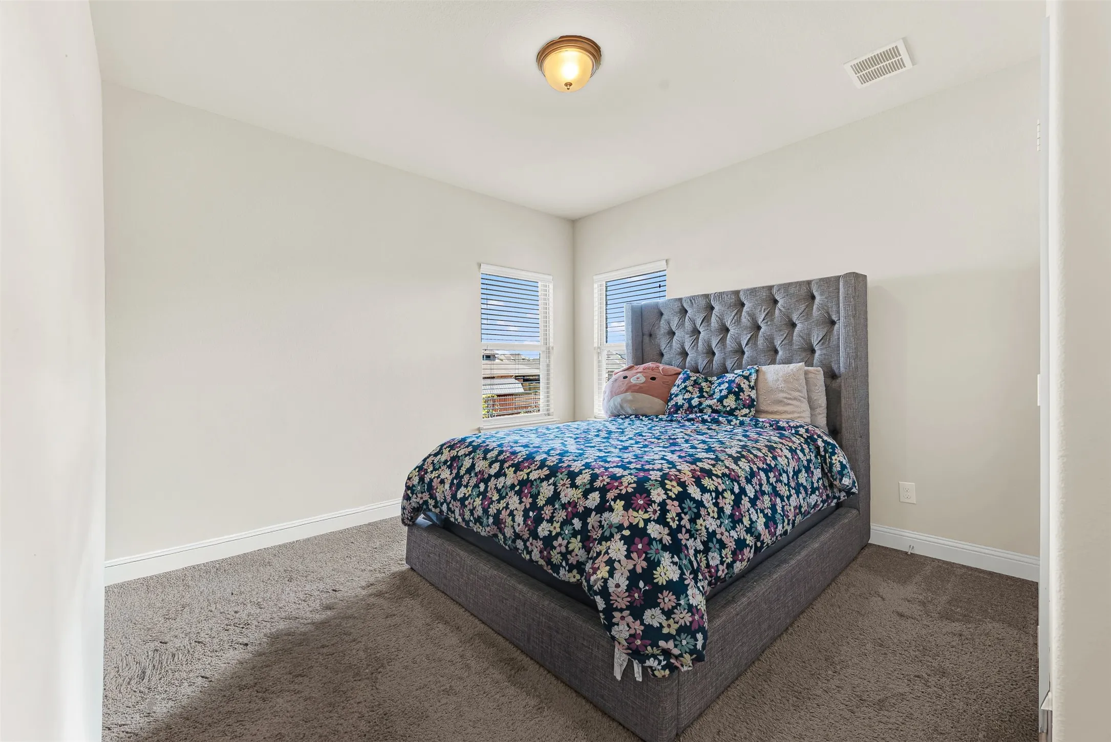 Single Family Residence For Sale in Dallas County , 254 Benwick Drive, Sunnyvale, Texas 75182, 5 Bedroom, 5 Bathroom, 2 Garage spaces, 3,072 Sqft, built in 2016, mls#21396632, Real Estate Agent in Sunnyvale, Homes For Sale in Dallas county, Homes For Sale in Sunnyvale, Realtor in Sunnyvale Texas, Real Estate Brokerage Independent Realty Texas, Luminita Cordes Realtor