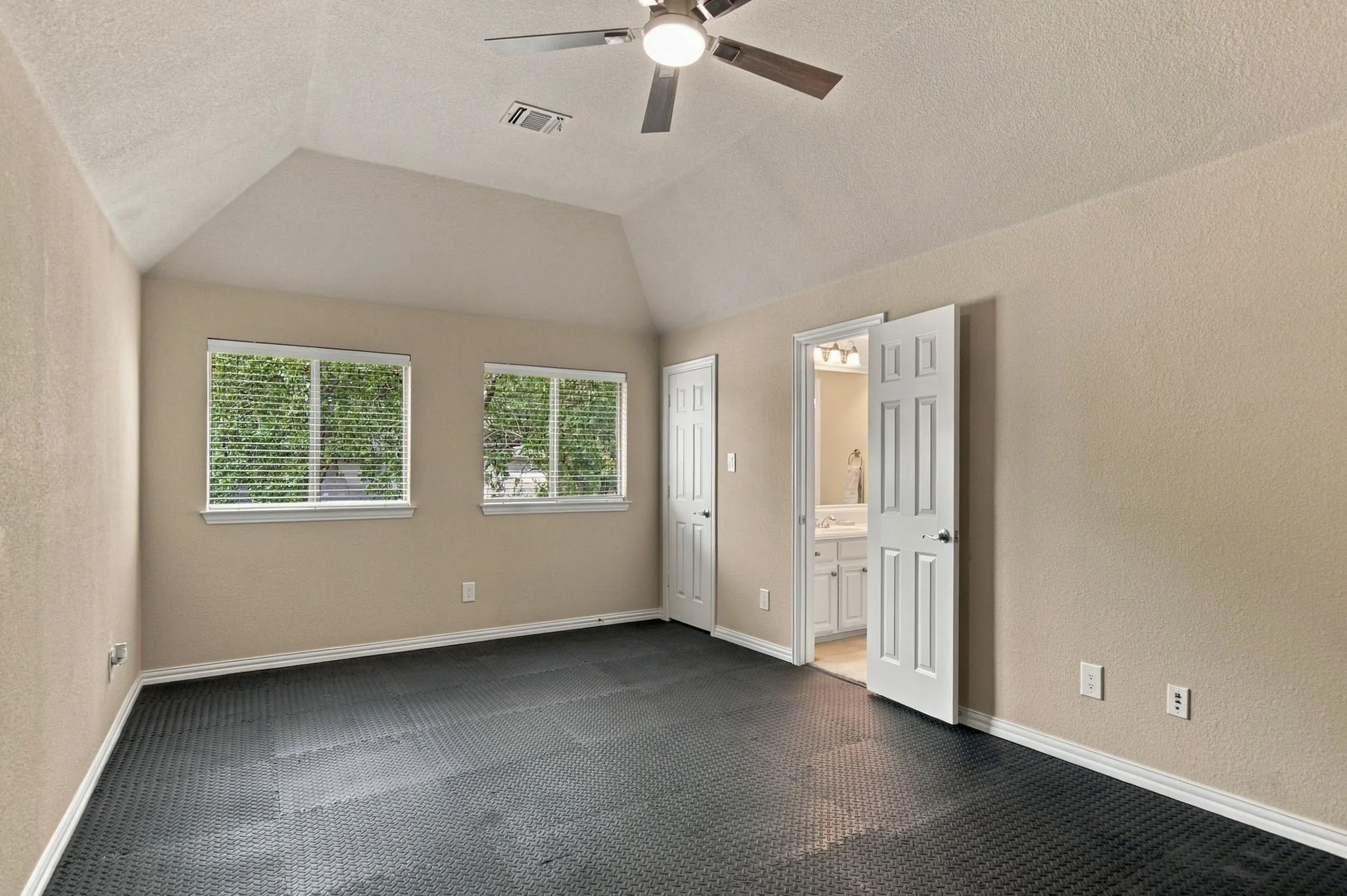 Upstairs Bedroom with adjoining bathroom.