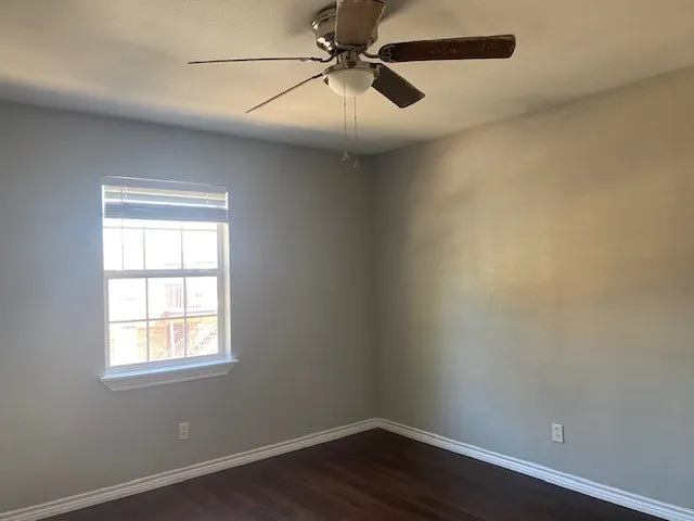Apartment For Sale in Denton County , 2532 Charlotte Street A-B, Denton, Texas 76201, 16 Bedroom, 8 Bathroom, Garage spaces, 5,760 Sqft, built in 1971, mls#21393851, Real Estate Agent in Denton, Homes For Sale in Denton county, Homes For Sale in Denton, Realtor in Denton Texas, Real Estate Brokerage Independent Realty Texas, Luminita Cordes Realtor
