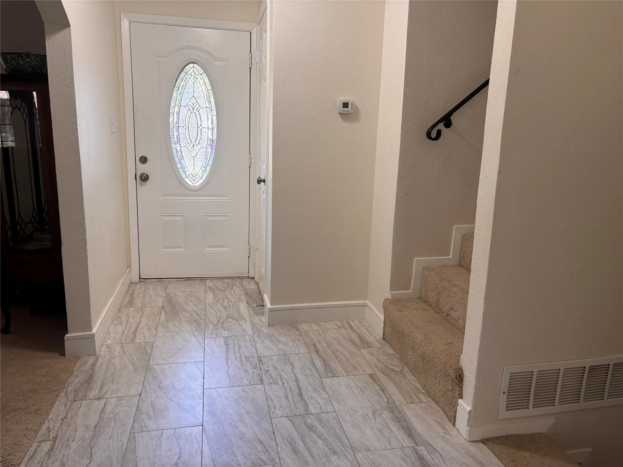 Single Family Residence For Sale in Tarrant County , 3528 Walton Avenue, Fort Worth, Texas 76133, 5 Bedroom, 3 Bathroom, 2 Garage spaces, 2,420 Sqft, built in 1966, mls#21396654, Real Estate Agent in Fort Worth, Homes For Sale in Tarrant county, Homes For Sale in Fort Worth, Realtor in Fort Worth Texas, Real Estate Brokerage Independent Realty Texas, Luminita Cordes Realtor