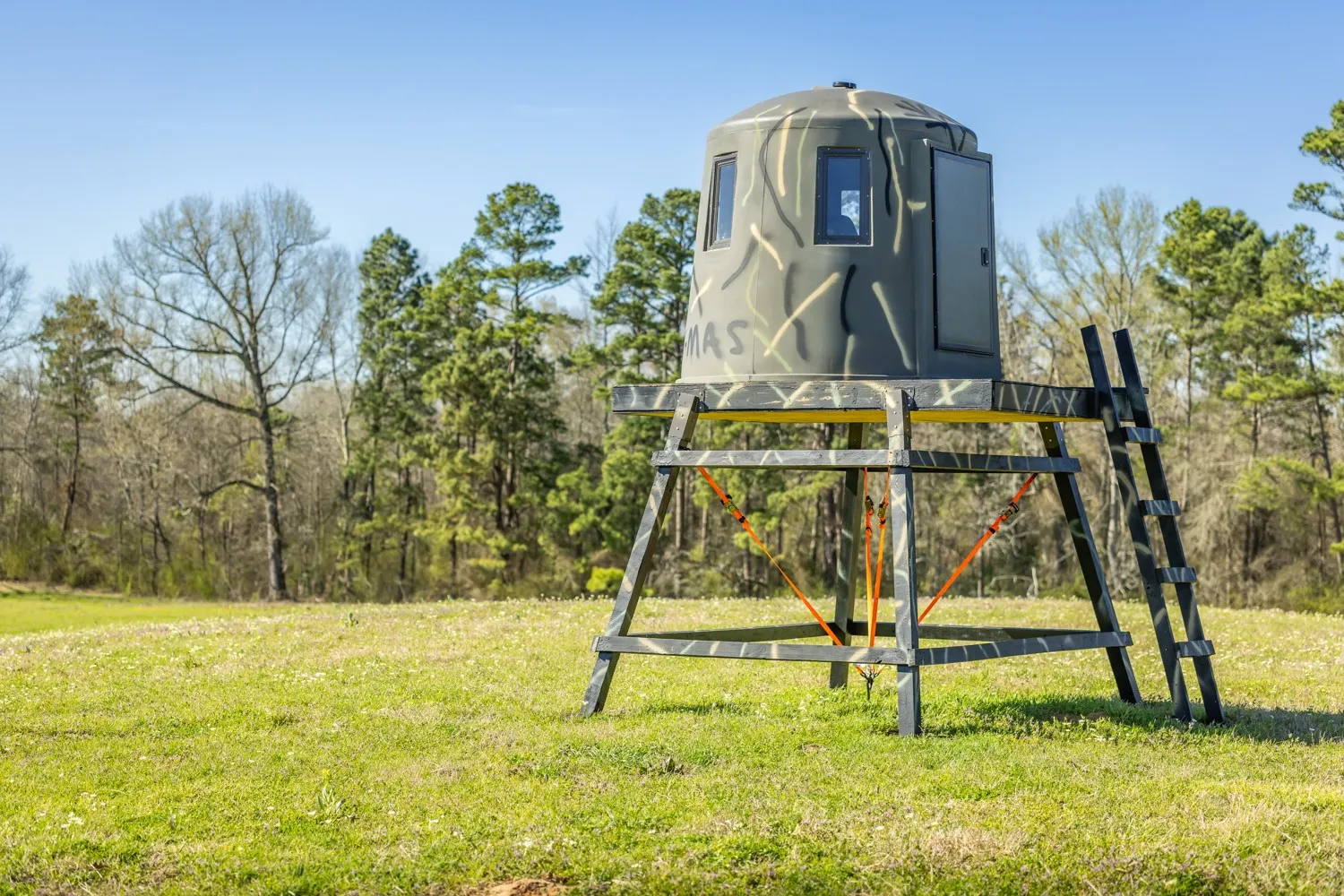 Farm For Sale in Gregg County , 338 Cherokee, Gladewater, Texas 75647, 2 Bedroom, 3 Bathroom, 2 Garage spaces, 3,000 Sqft, built in 1978, mls#21396644, Real Estate Agent in Gladewater, Homes For Sale in Gregg county, Homes For Sale in Gladewater, Realtor in Gladewater Texas, Real Estate Brokerage Independent Realty Texas, Luminita Cordes Realtor