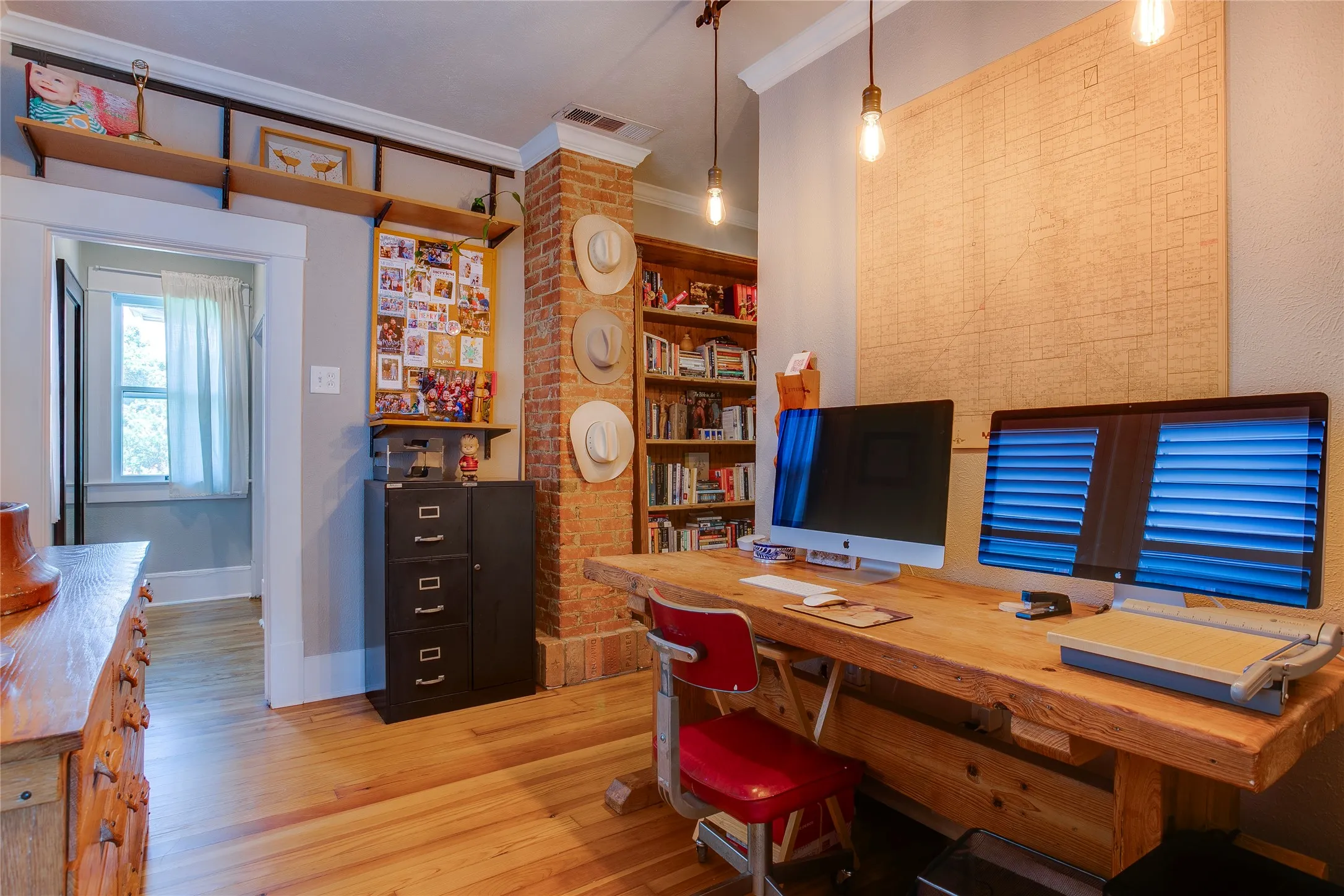 Home office adjacent to the primary bedroom and walk-in closet.