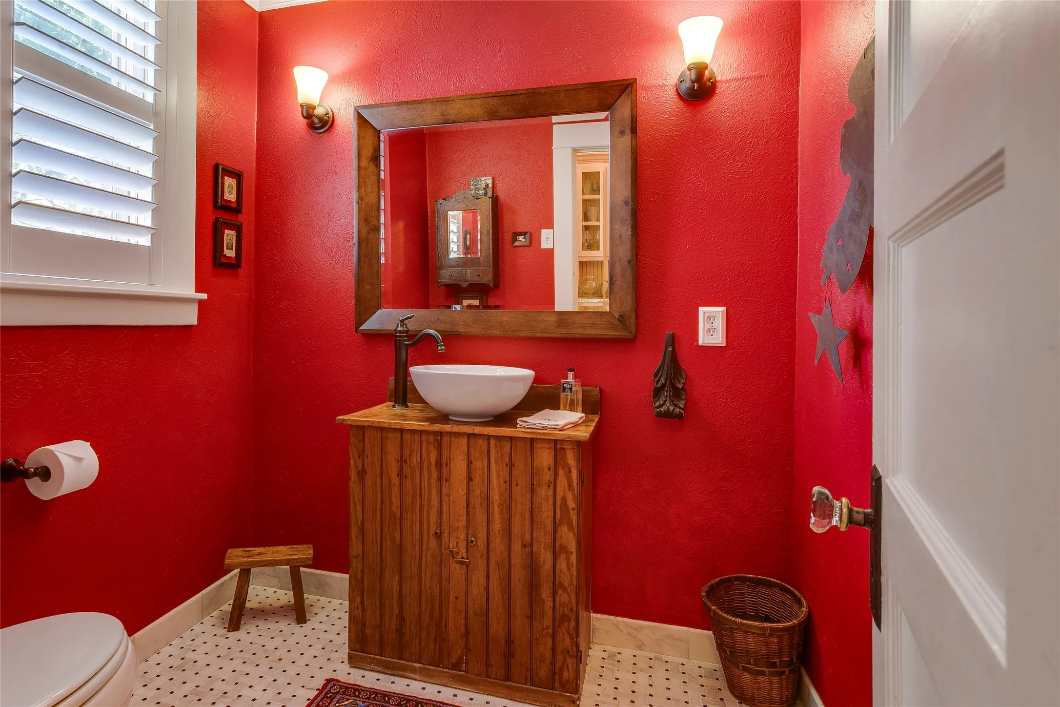 Downstairs powder bath
