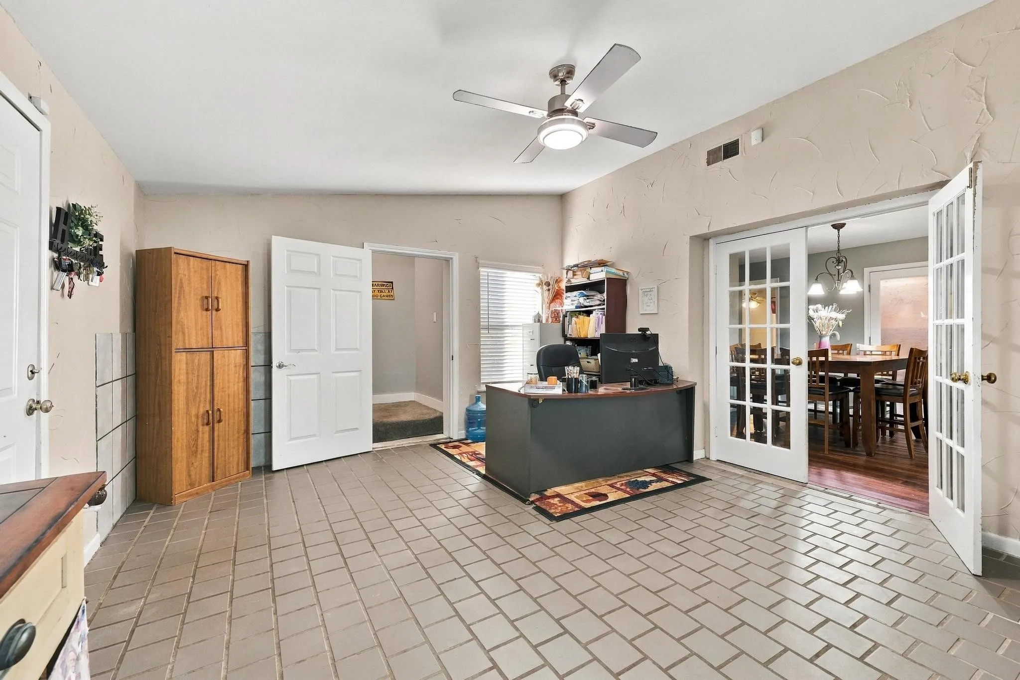 Large Office or 2nd Living area