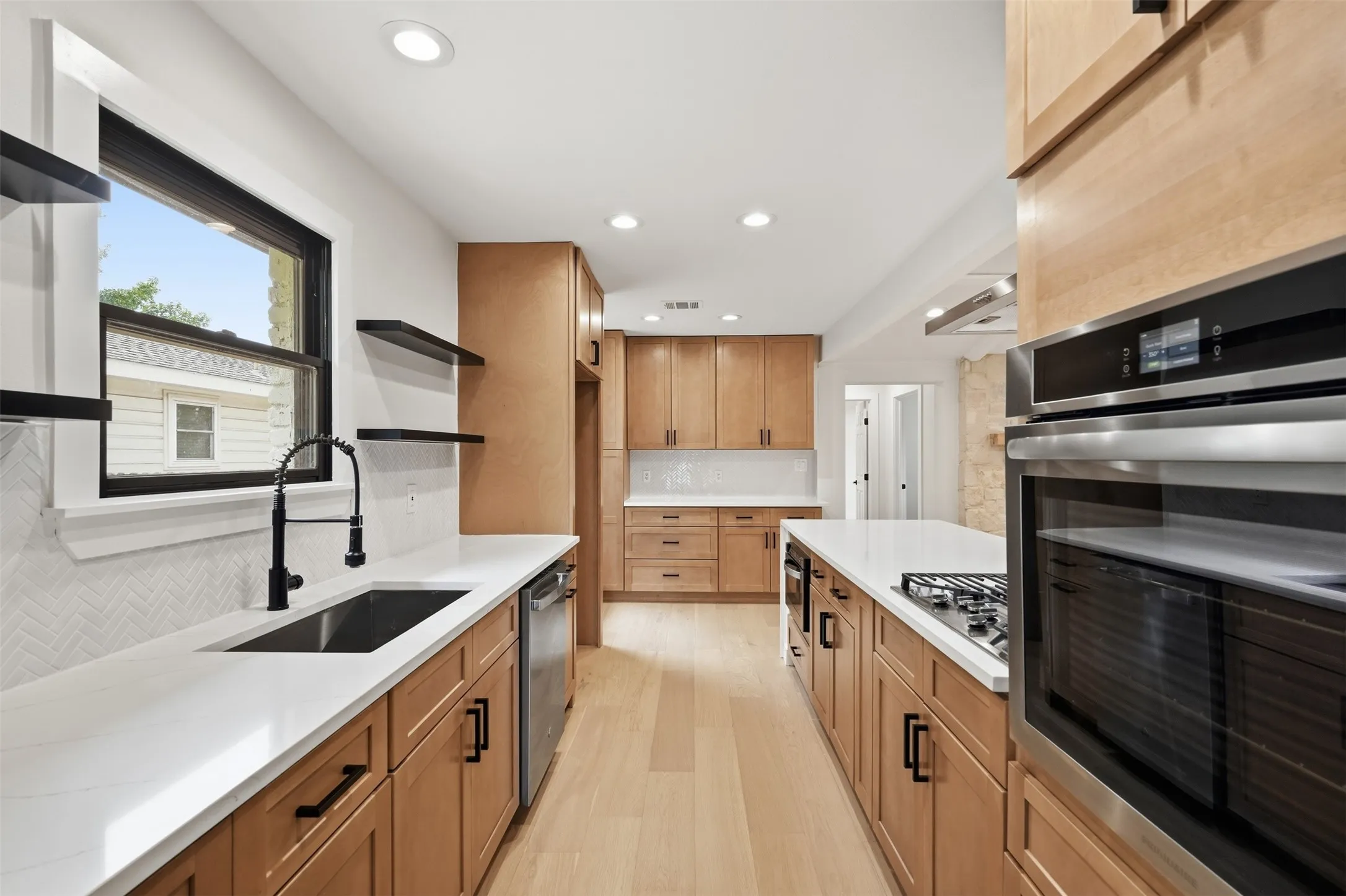 Single Family Residence For Rent in Dallas County , 604 Twilight Trail, Richardson, Texas 75080, 4 Bedroom, 3 Bathroom, Garage spaces, 2,077 Sqft, built in 1960, mls#21396656, Real Estate Agent in Richardson, Homes For Rent in Dallas county, Homes For Rent in Richardson, Realtor in Richardson Texas, Real Estate Brokerage Independent Realty Texas, Luminita Cordes Realtor