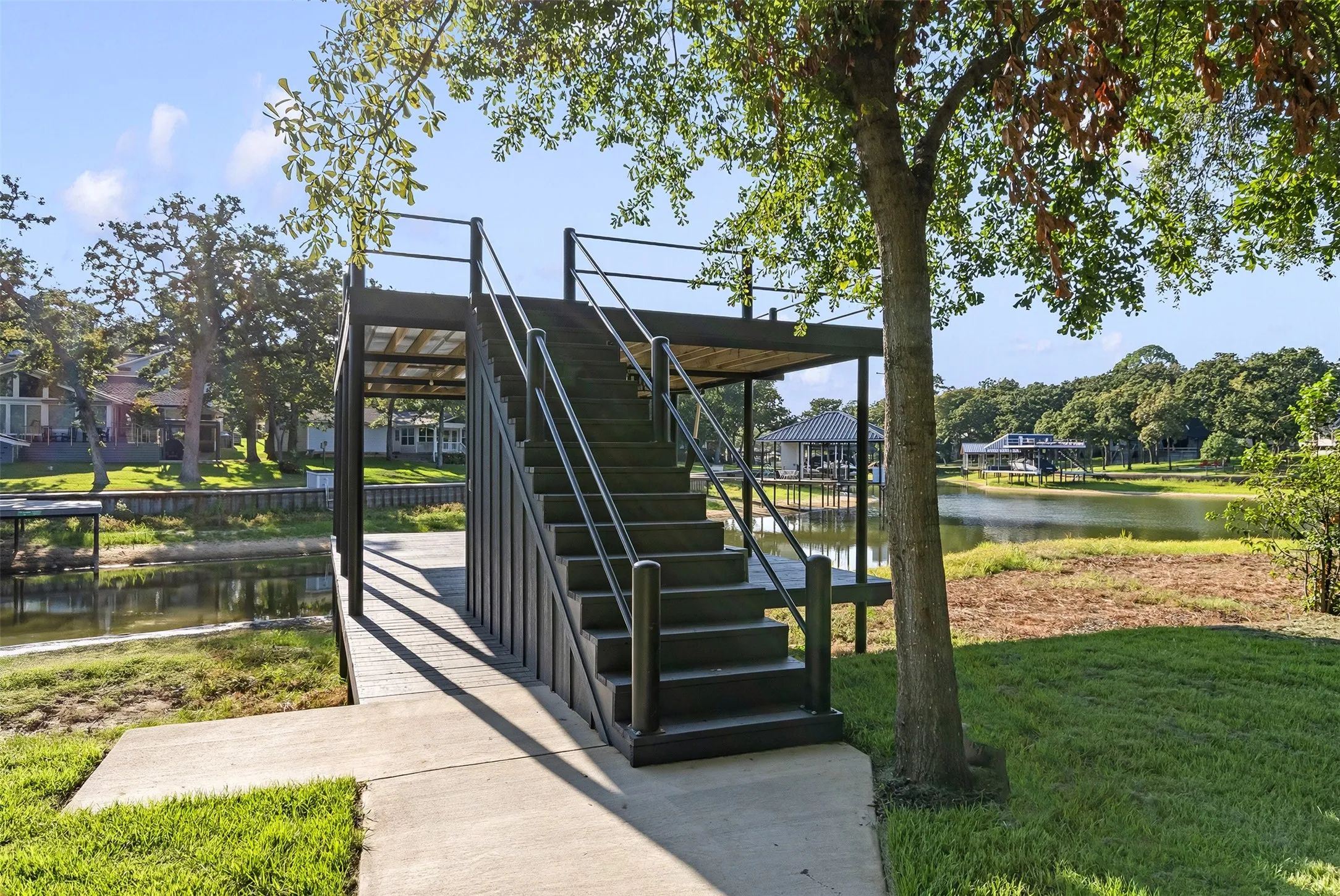 Single Family Residence For Sale in Henderson County , 625 Turner Drive, Trinidad, Texas 75163, 6 Bedroom, 6 Bathroom, 3 Garage spaces, 4,822 Sqft, built in 2026, mls#21382032, Real Estate Agent in Trinidad, Homes For Sale in Henderson county, Homes For Sale in Trinidad, Realtor in Trinidad Texas, Real Estate Brokerage Independent Realty Texas, Luminita Cordes Realtor