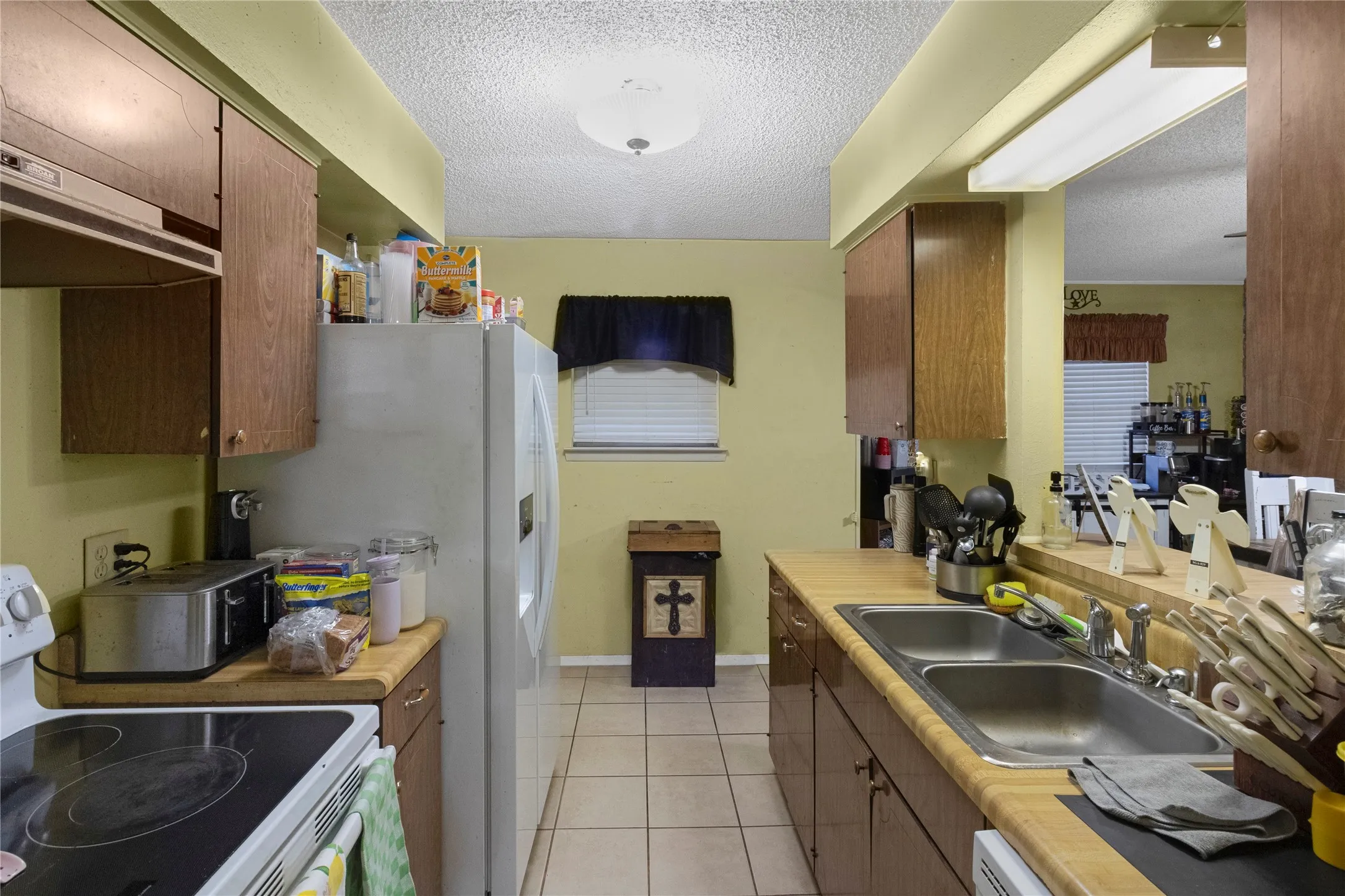 Single Family Residence For Sale in Dallas County , 535 Thrush Avenue, Duncanville, Texas 75116, 3 Bedroom, 1 Bathroom, 1 Garage spaces, 1,029 Sqft, built in 1963, mls#21396663, Real Estate Agent in Duncanville, Homes For Sale in Dallas county, Homes For Sale in Duncanville, Realtor in Duncanville Texas, Real Estate Brokerage Independent Realty Texas, Luminita Cordes Realtor