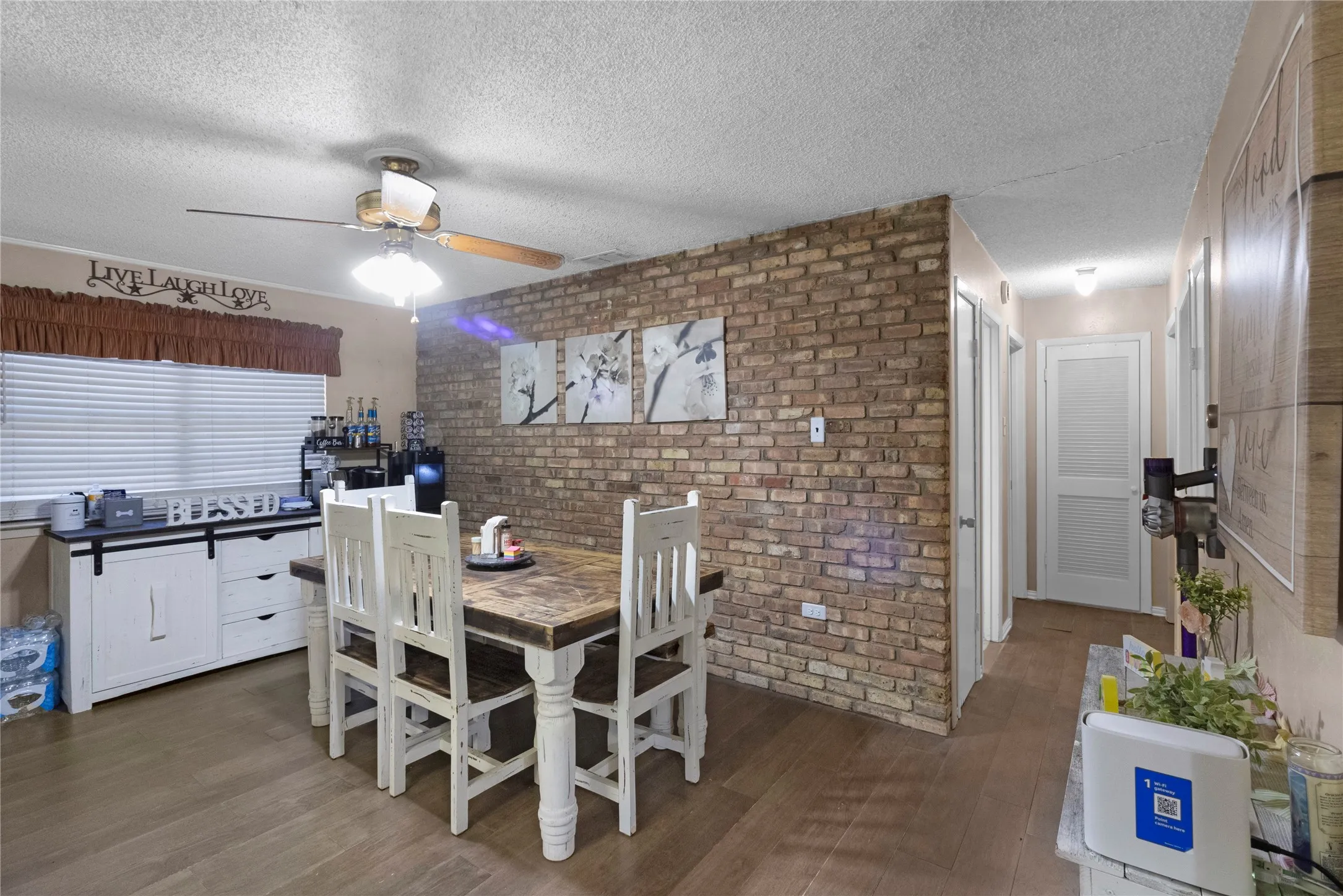 Single Family Residence For Sale in Dallas County , 535 Thrush Avenue, Duncanville, Texas 75116, 3 Bedroom, 1 Bathroom, 1 Garage spaces, 1,029 Sqft, built in 1963, mls#21396663, Real Estate Agent in Duncanville, Homes For Sale in Dallas county, Homes For Sale in Duncanville, Realtor in Duncanville Texas, Real Estate Brokerage Independent Realty Texas, Luminita Cordes Realtor