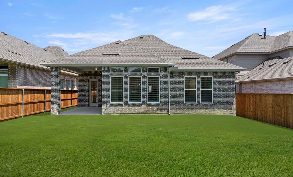 Rear Exterior Design Representative Photo