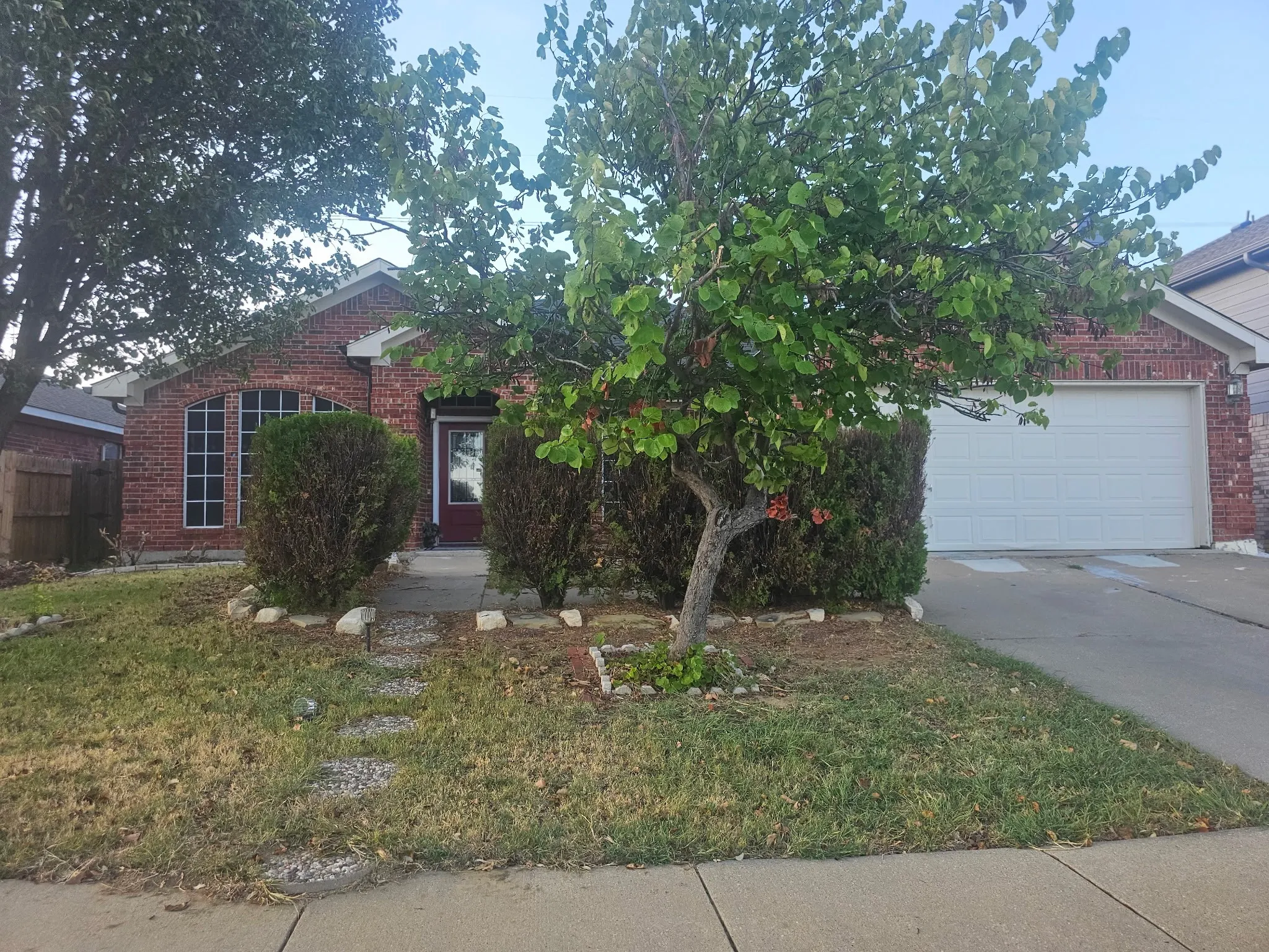 Single Family Residence For Rent