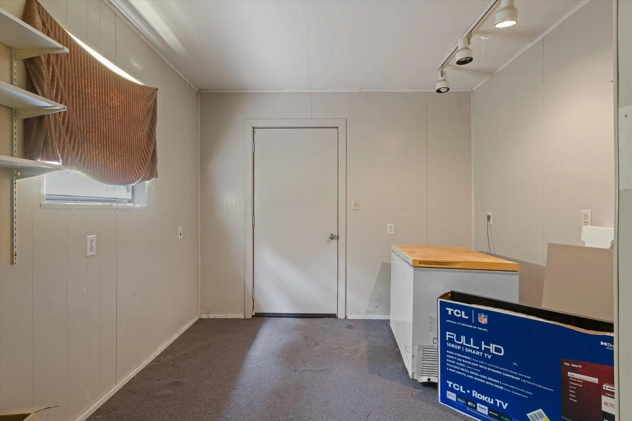 Office For Sale in Wood County , 3615 CR 2330, Mineola, Texas 75773, 0, 0, Garage spaces, 0 Sqft, built in 1902, mls#21384234, Real Estate Agent in Mineola, Homes For Sale in Wood county, Homes For Sale in Mineola, Realtor in Mineola Texas, Real Estate Brokerage Independent Realty Texas, Luminita Cordes Realtor