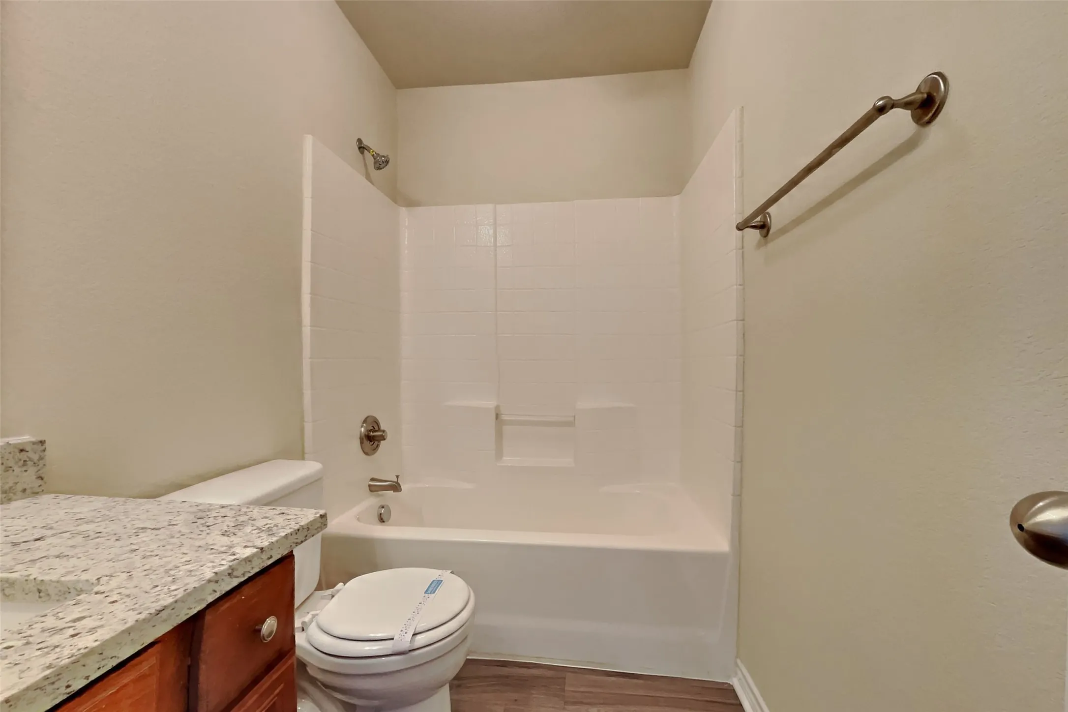 Single Family Residence For Rent in Tarrant County , 4408 Fox Meadows Lane, Mansfield, Texas 76063, 3 Bedroom, 2 Bathroom, 2 Garage spaces, 1,832 Sqft, built in 2004, mls#21396674, Real Estate Agent in Mansfield, Homes For Rent in Tarrant county, Homes For Rent in Mansfield, Realtor in Mansfield Texas, Real Estate Brokerage Independent Realty Texas, Luminita Cordes Realtor