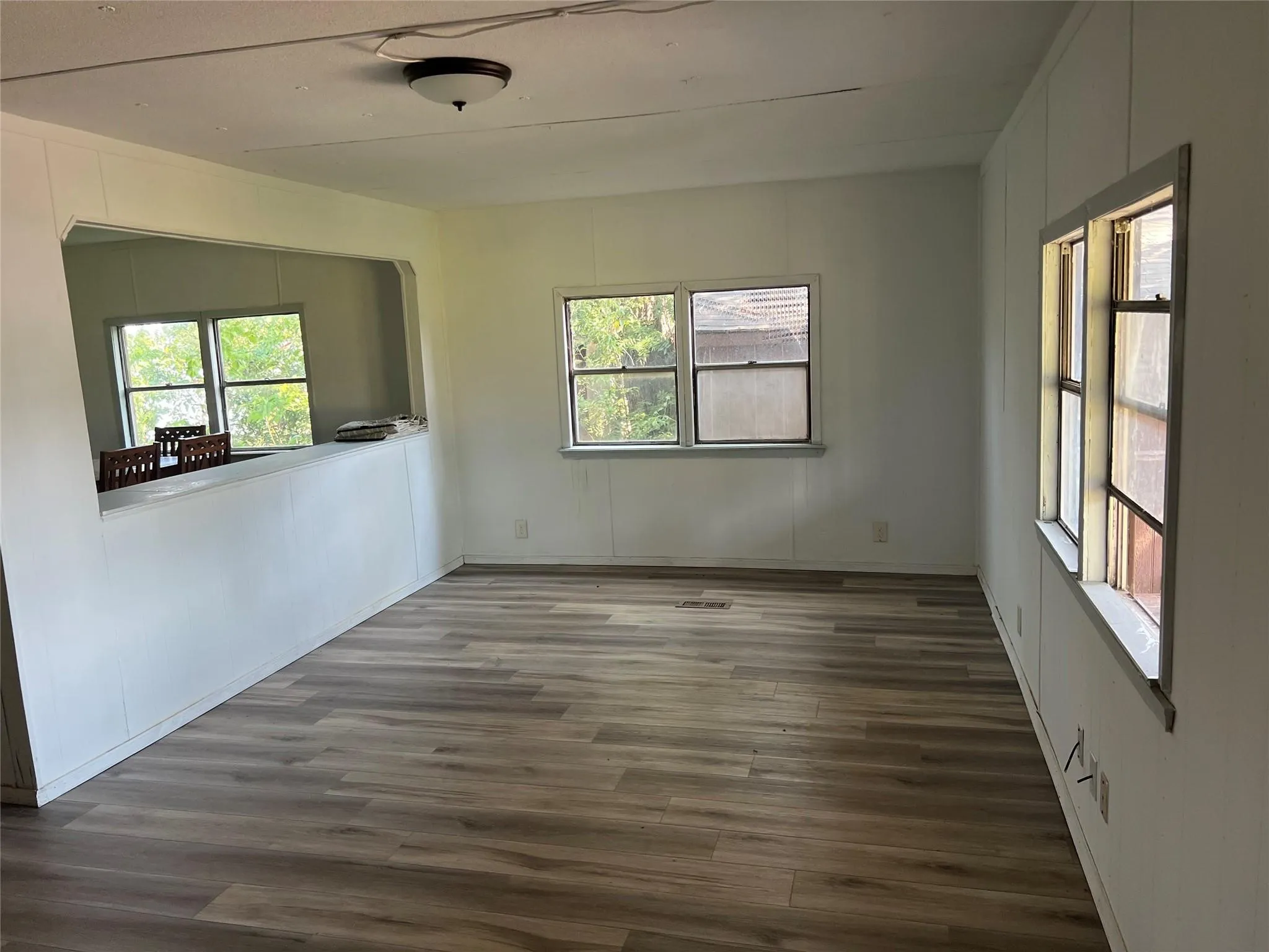 Manufactured Home For Rent in Collin County , 111 County Road 877, Princeton, Texas 75407, 4 Bedroom, 2 Bathroom, 1 Garage spaces, 1,800 Sqft, built in 1973, mls#21396675, Real Estate Agent in Princeton, Homes For Rent in Collin county, Homes For Rent in Princeton, Realtor in Princeton Texas, Real Estate Brokerage Independent Realty Texas, Luminita Cordes Realtor
