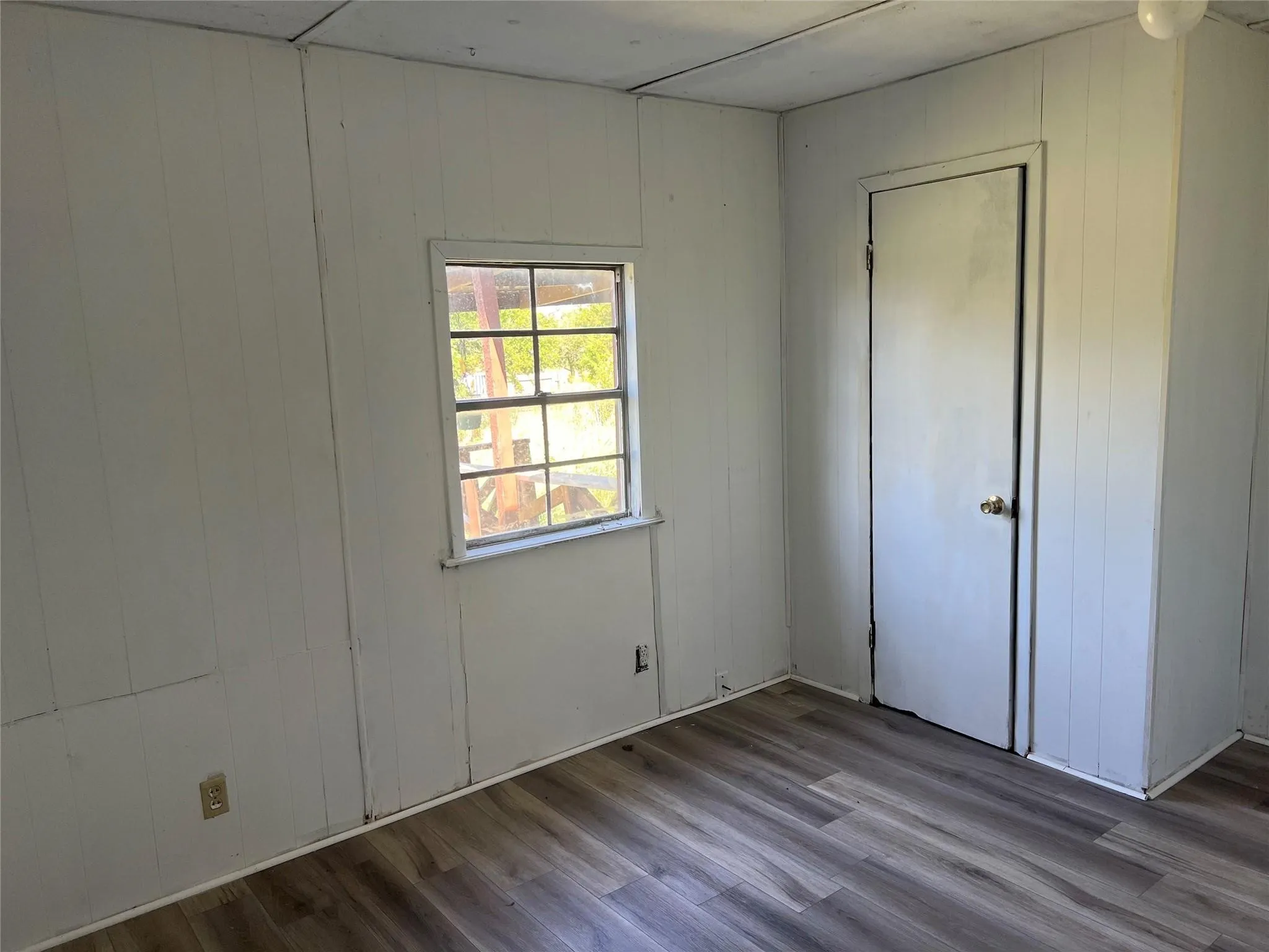 Manufactured Home For Rent in Collin County , 111 County Road 877, Princeton, Texas 75407, 4 Bedroom, 2 Bathroom, 1 Garage spaces, 1,800 Sqft, built in 1973, mls#21396675, Real Estate Agent in Princeton, Homes For Rent in Collin county, Homes For Rent in Princeton, Realtor in Princeton Texas, Real Estate Brokerage Independent Realty Texas, Luminita Cordes Realtor