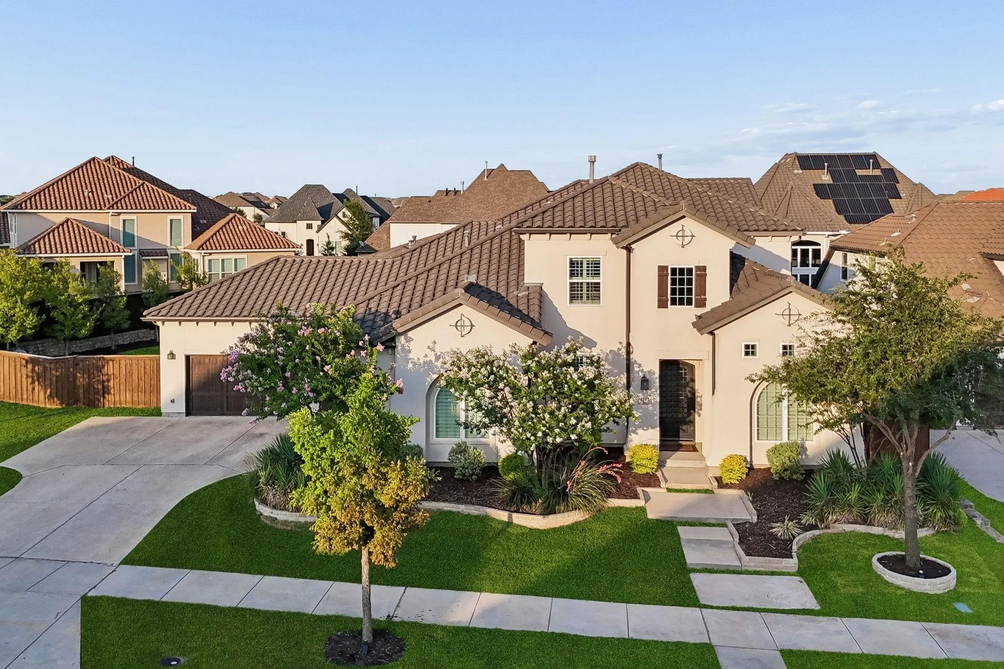 Single Family Residence For Sale in Denton County , 7342 Shoestring Drive, Frisco, Texas 75036, 4 Bedroom, 5 Bathroom, 4 Garage spaces, 4,295 Sqft, built in 2017, mls#21396062, Real Estate Agent in Frisco, Homes For Sale in Denton county, Homes For Sale in Frisco, Realtor in Frisco Texas, Real Estate Brokerage Independent Realty Texas, Luminita Cordes Realtor