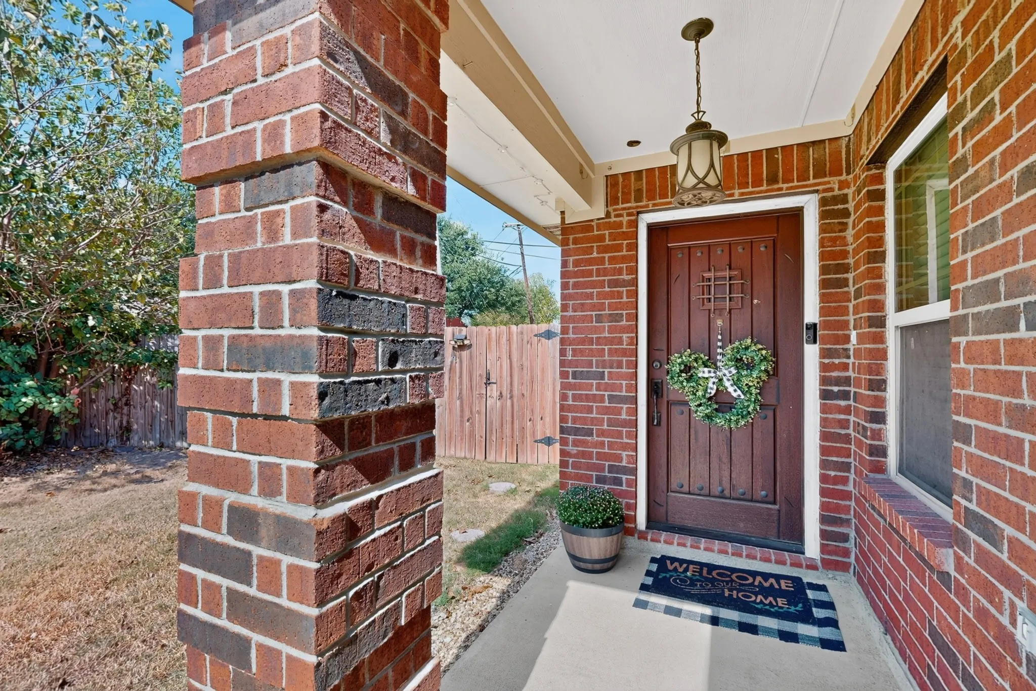 Single Family Residence For Sale in Collin County , 609 Haymeadow Drive, Wylie, Texas 75098, 4 Bedroom, 2 Bathroom, 2 Garage spaces, 1,914 Sqft, built in 2001, mls#21395942, Real Estate Agent in Wylie, Homes For Sale in Collin county, Homes For Sale in Wylie, Realtor in Wylie Texas, Real Estate Brokerage Independent Realty Texas, Luminita Cordes Realtor