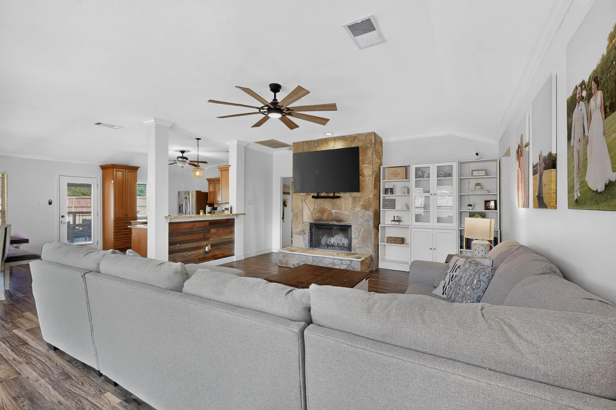 Single Family Residence For Sale in Collin County , 609 Haymeadow Drive, Wylie, Texas 75098, 4 Bedroom, 2 Bathroom, 2 Garage spaces, 1,914 Sqft, built in 2001, mls#21395942, Real Estate Agent in Wylie, Homes For Sale in Collin county, Homes For Sale in Wylie, Realtor in Wylie Texas, Real Estate Brokerage Independent Realty Texas, Luminita Cordes Realtor