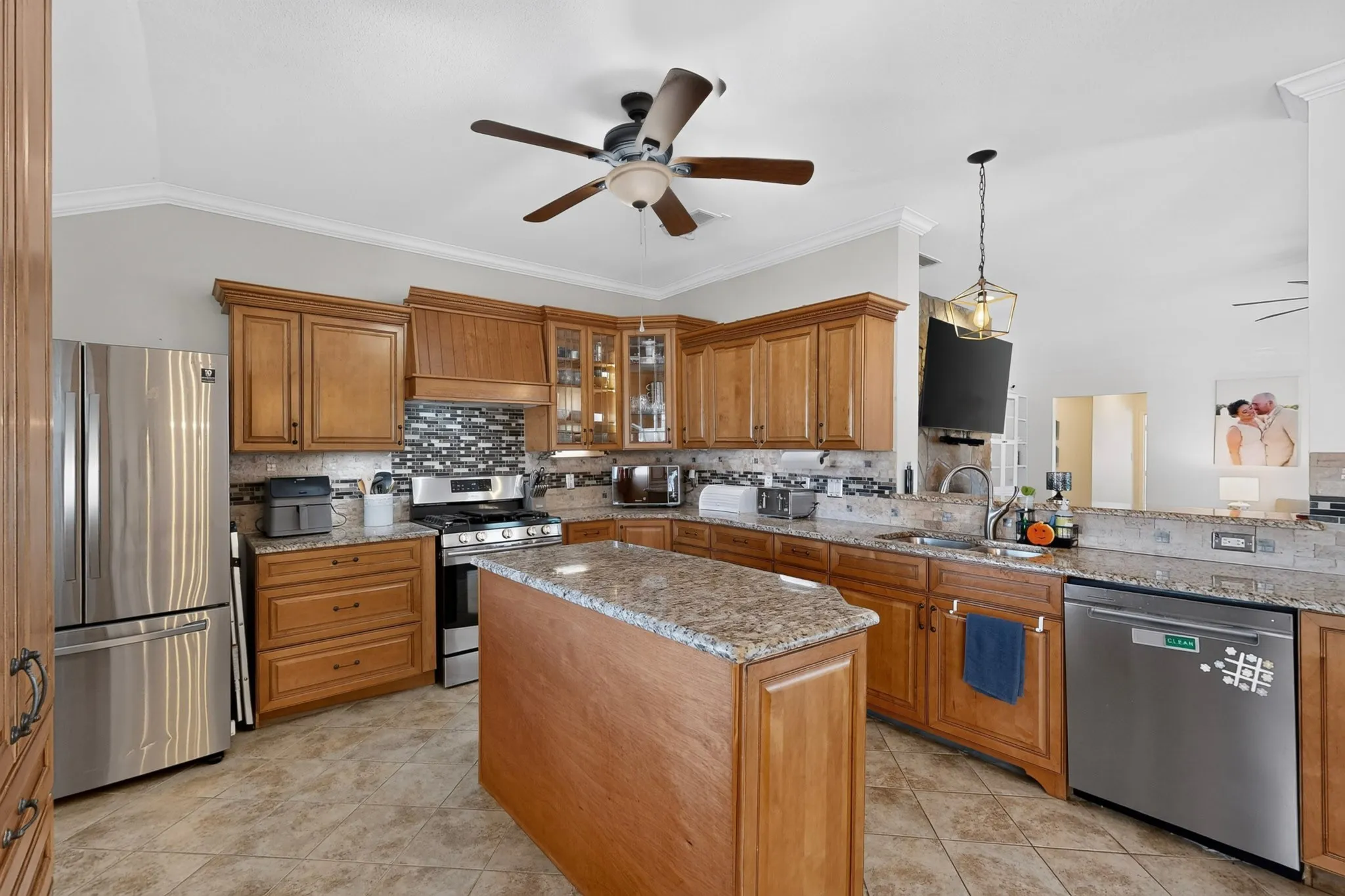 Single Family Residence For Sale in Collin County , 609 Haymeadow Drive, Wylie, Texas 75098, 4 Bedroom, 2 Bathroom, 2 Garage spaces, 1,914 Sqft, built in 2001, mls#21395942, Real Estate Agent in Wylie, Homes For Sale in Collin county, Homes For Sale in Wylie, Realtor in Wylie Texas, Real Estate Brokerage Independent Realty Texas, Luminita Cordes Realtor