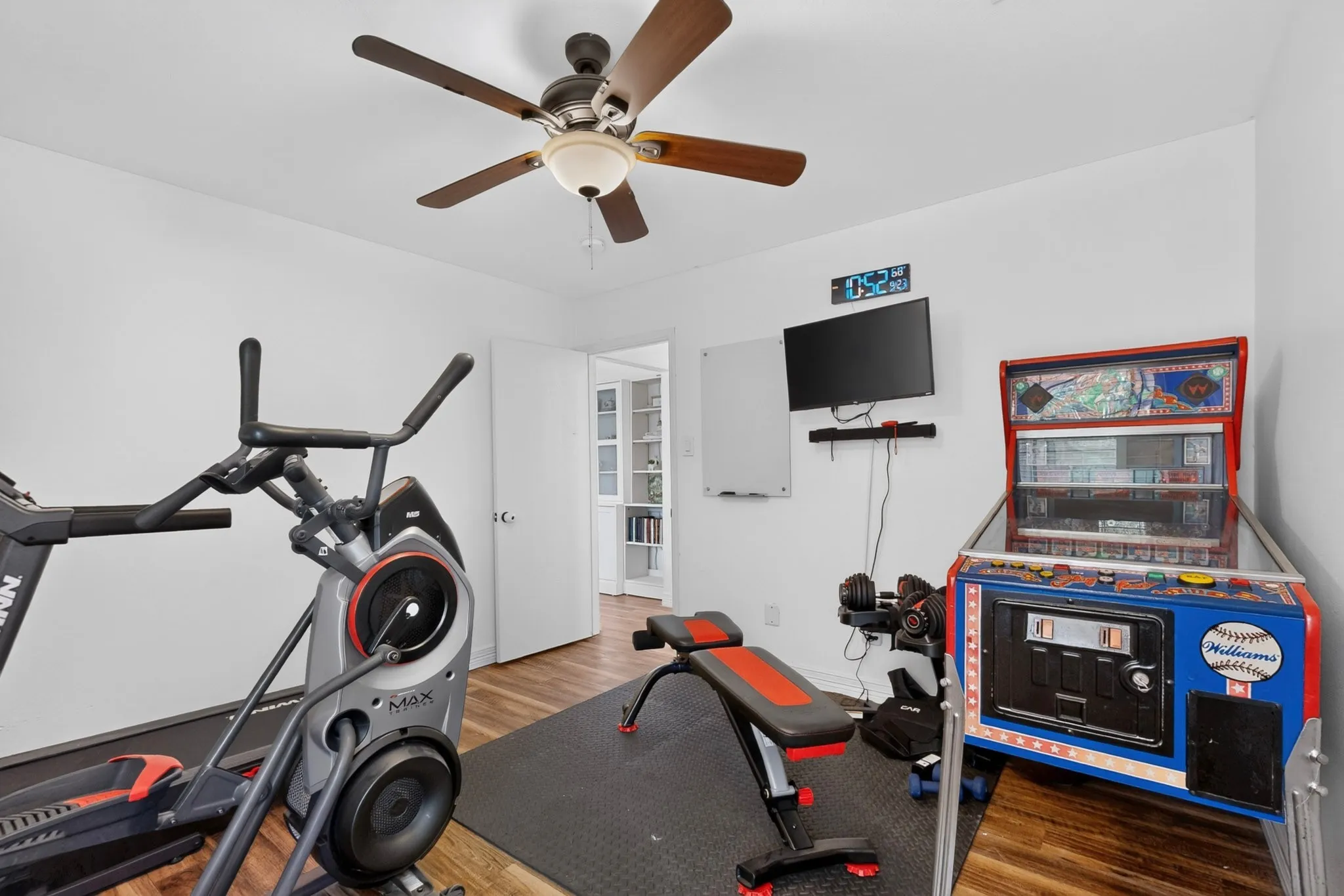 Single Family Residence For Sale in Collin County , 609 Haymeadow Drive, Wylie, Texas 75098, 4 Bedroom, 2 Bathroom, 2 Garage spaces, 1,914 Sqft, built in 2001, mls#21395942, Real Estate Agent in Wylie, Homes For Sale in Collin county, Homes For Sale in Wylie, Realtor in Wylie Texas, Real Estate Brokerage Independent Realty Texas, Luminita Cordes Realtor