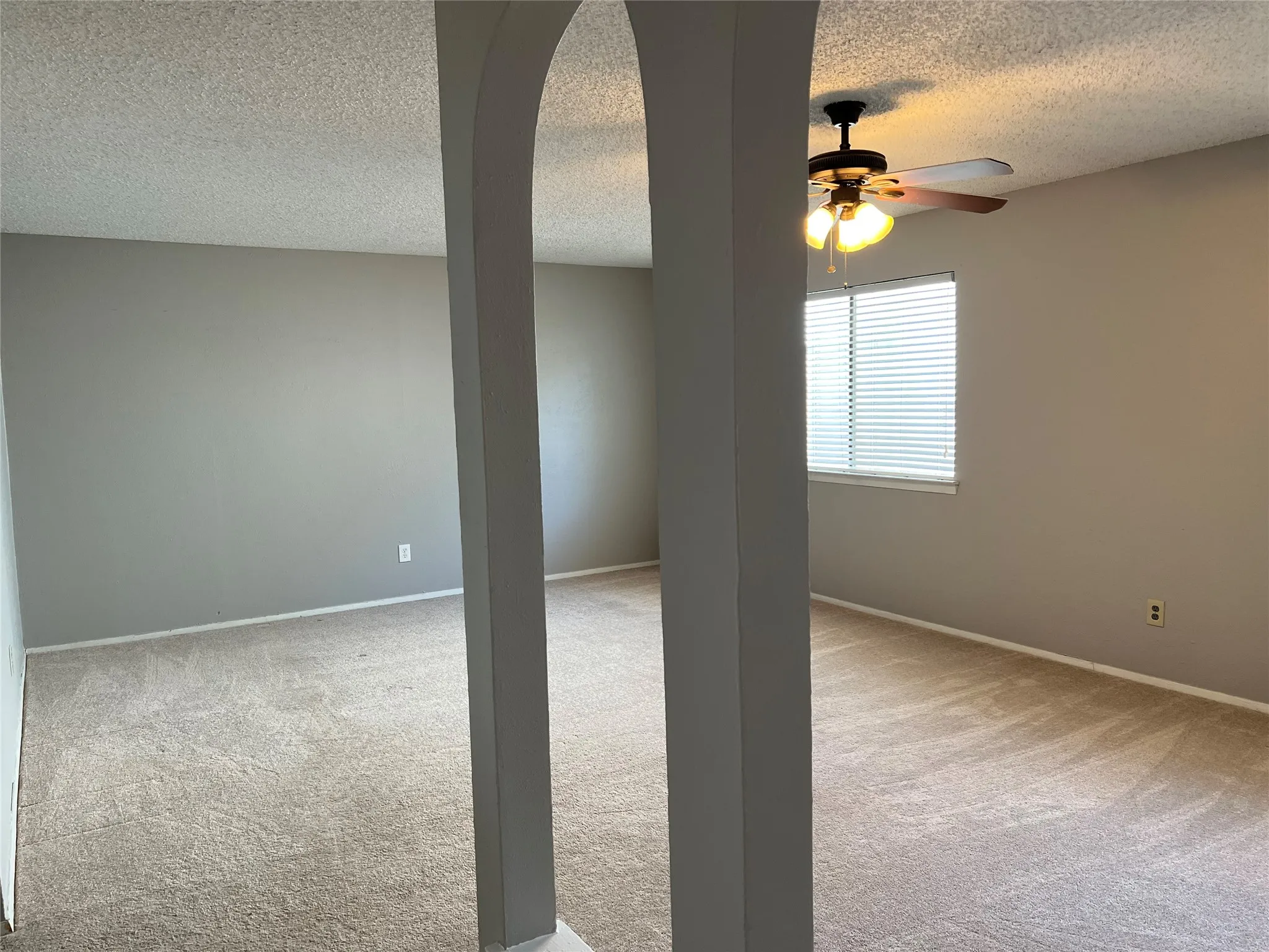 Single Family Residence For Rent in Denton County , 762 Red Wing Drive, Lewisville, Texas 75067, 3 Bedroom, 2 Bathroom, 2 Garage spaces, 1,581 Sqft, built in 1978, mls#21395429, Real Estate Agent in Lewisville, Homes For Rent in Denton county, Homes For Rent in Lewisville, Realtor in Lewisville Texas, Real Estate Brokerage Independent Realty Texas, Luminita Cordes Realtor