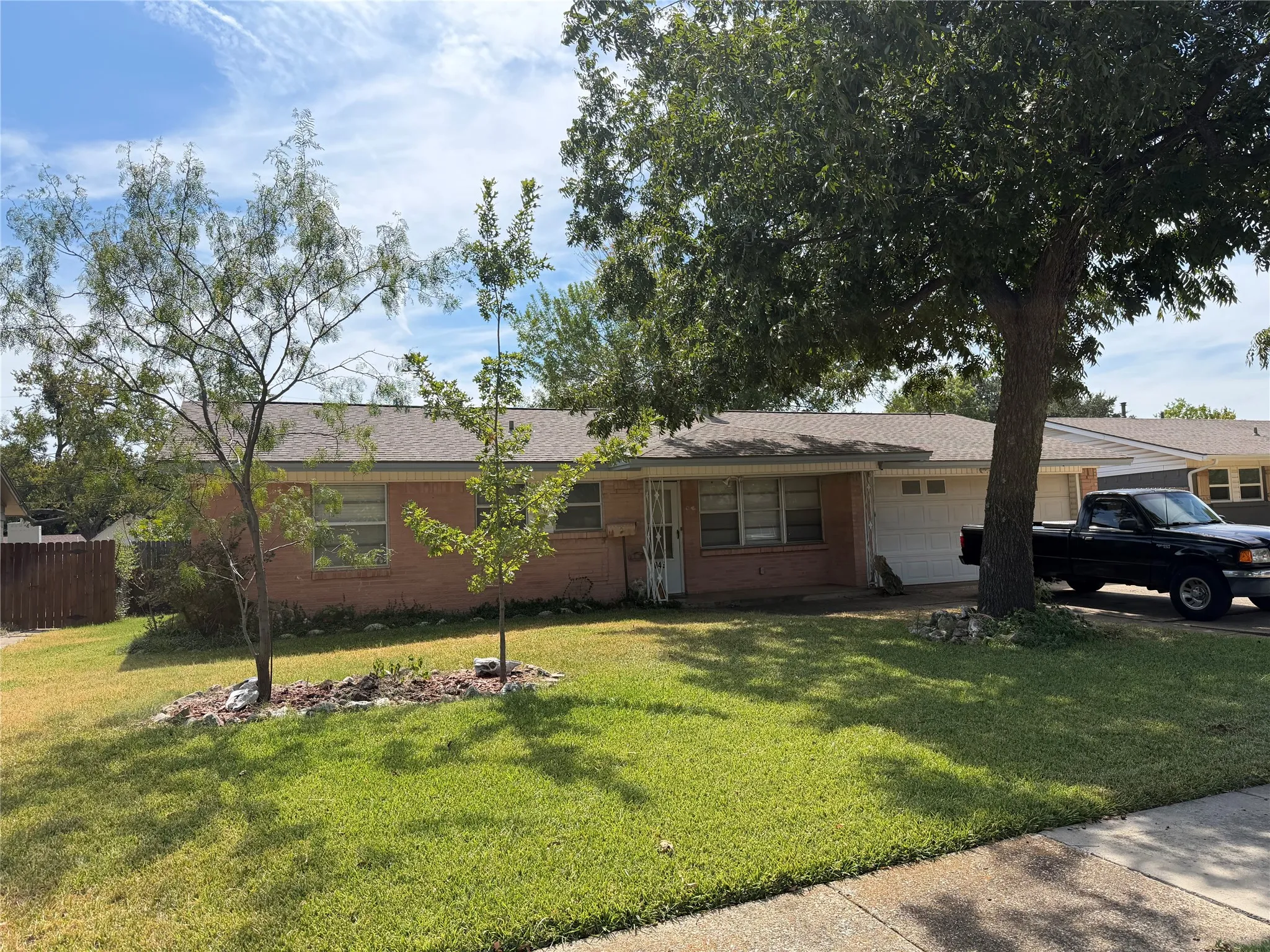 Single Family Residence For Sale