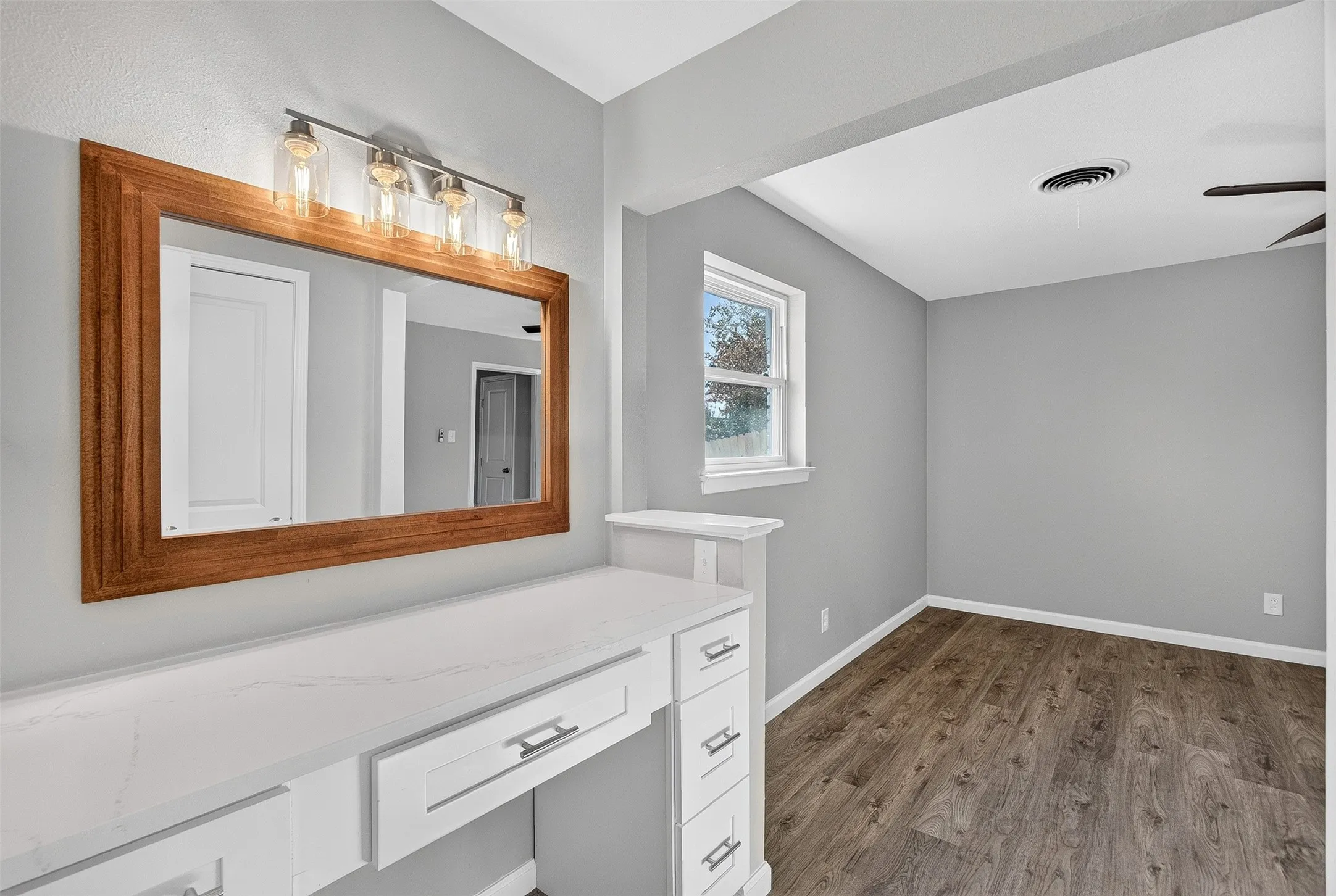 Single Family Residence For Sale in Tarrant County , 7344 Monterrey Drive, Fort Worth, Texas 76112, 3 Bedroom, 2 Bathroom, 2 Garage spaces, 2,001 Sqft, built in 1964, mls#21396692, Real Estate Agent in Fort Worth, Homes For Sale in Tarrant county, Homes For Sale in Fort Worth, Realtor in Fort Worth Texas, Real Estate Brokerage Independent Realty Texas, Luminita Cordes Realtor