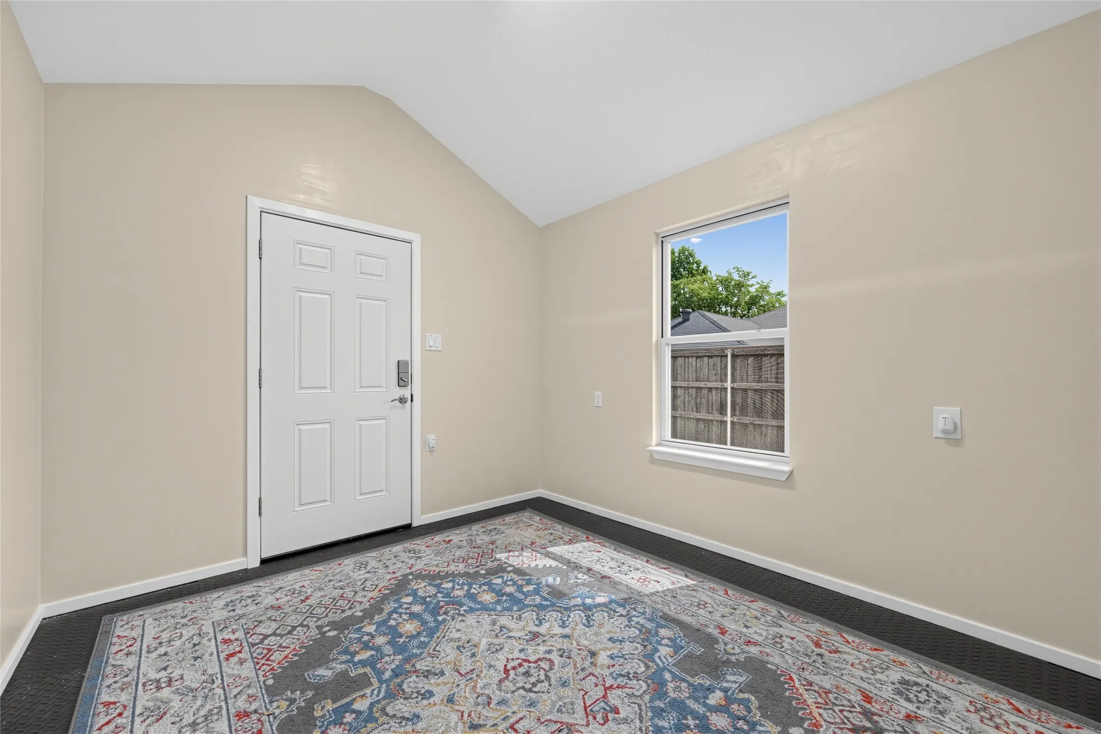 Single Family Residence For Sale in Kaufman County , 507 Willow Lane, Forney, Texas 75126, 3 Bedroom, 2 Bathroom, 2 Garage spaces, 1,516 Sqft, built in 2000, mls#21396693, Real Estate Agent in Forney, Homes For Sale in Kaufman county, Homes For Sale in Forney, Realtor in Forney Texas, Real Estate Brokerage Independent Realty Texas, Luminita Cordes Realtor