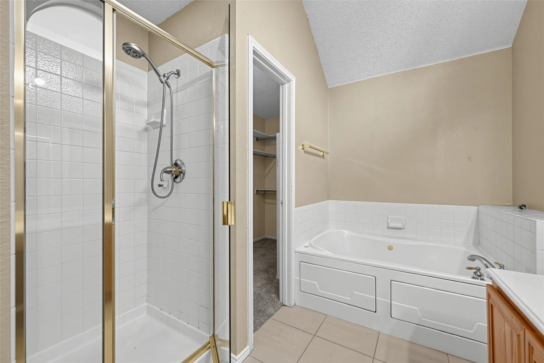 Single Family Residence For Sale in Kaufman County , 507 Willow Lane, Forney, Texas 75126, 3 Bedroom, 2 Bathroom, 2 Garage spaces, 1,516 Sqft, built in 2000, mls#21396693, Real Estate Agent in Forney, Homes For Sale in Kaufman county, Homes For Sale in Forney, Realtor in Forney Texas, Real Estate Brokerage Independent Realty Texas, Luminita Cordes Realtor