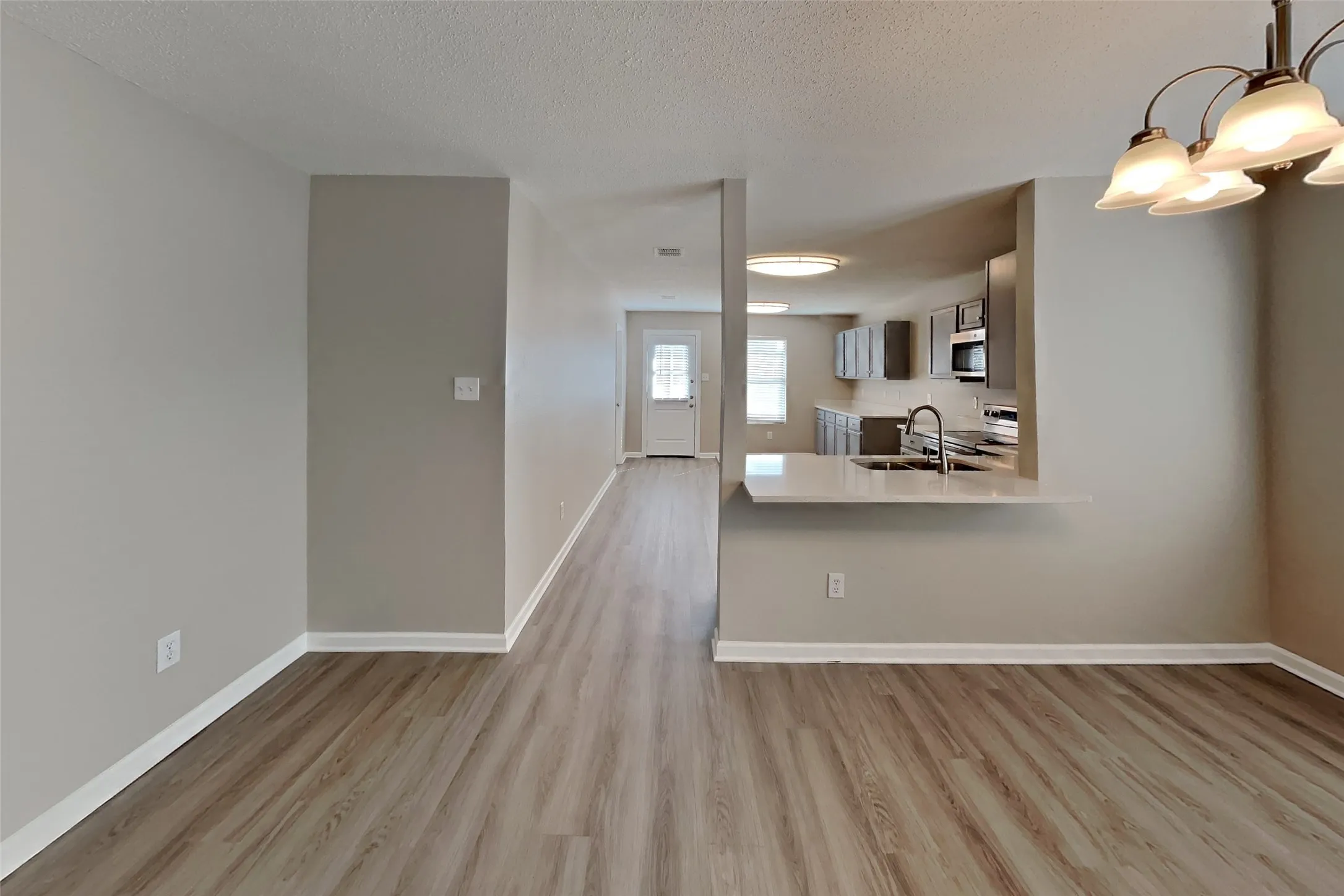 Single Family Residence For Rent in Denton County , 2717 Lazy Oak Drive, Little Elm, Texas 75068, 3 Bedroom, 2 Bathroom, 2 Garage spaces, 1,868 Sqft, built in 2002, mls#21396695, Real Estate Agent in Little Elm, Homes For Rent in Denton county, Homes For Rent in Little Elm, Realtor in Little Elm Texas, Real Estate Brokerage Independent Realty Texas, Luminita Cordes Realtor