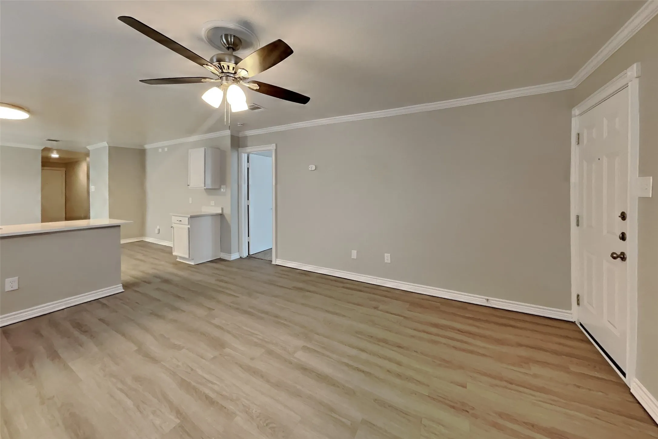 Single Family Residence For Rent in Tarrant County , 4537 Waterford Drive, Fort Worth, Texas 76179, 3 Bedroom, 2 Bathroom, 2 Garage spaces, 1,408 Sqft, built in 2006, mls#21396700, Real Estate Agent in Fort Worth, Homes For Rent in Tarrant county, Homes For Rent in Fort Worth, Realtor in Fort Worth Texas, Real Estate Brokerage Independent Realty Texas, Luminita Cordes Realtor