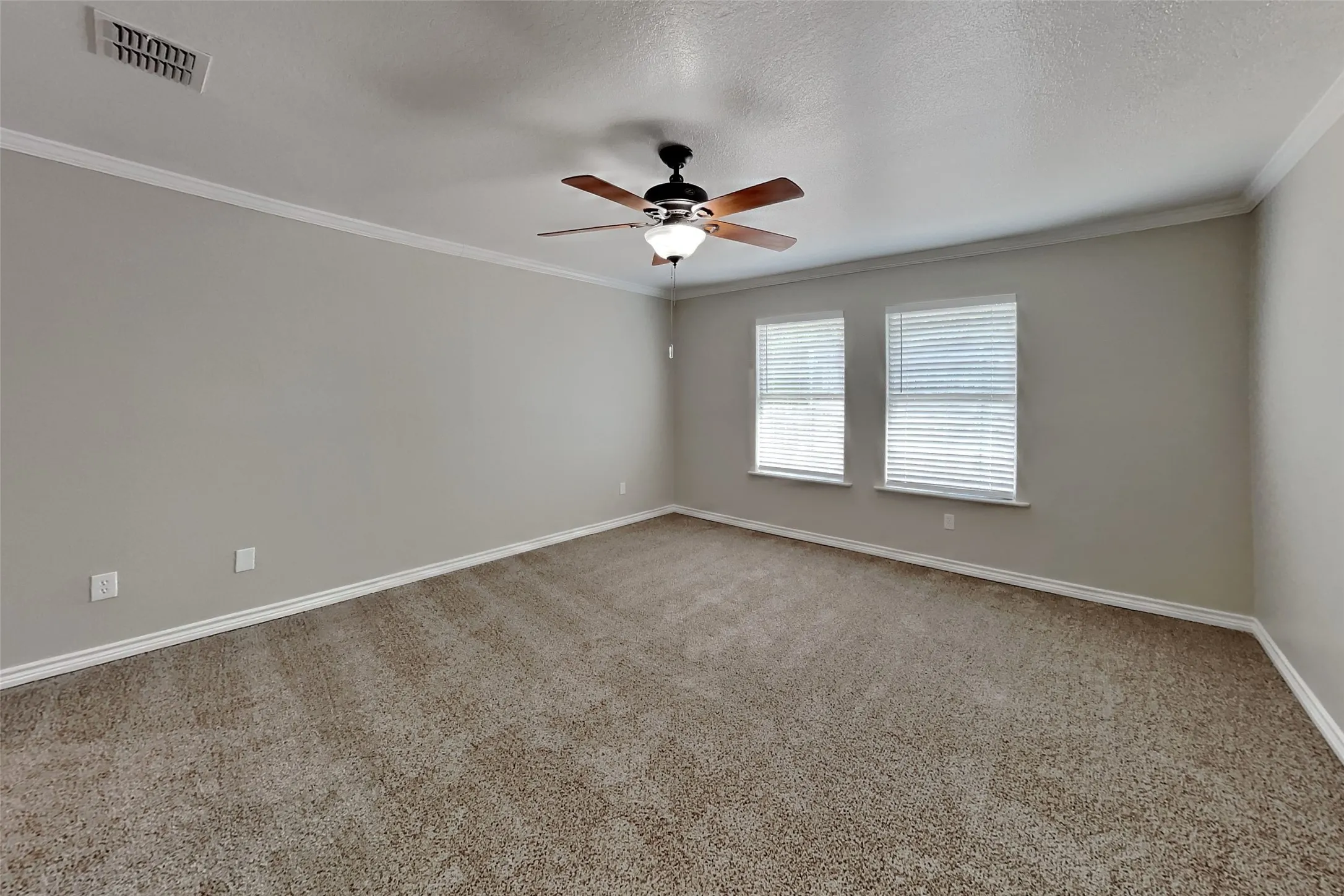 Single Family Residence For Rent in Tarrant County , 4537 Waterford Drive, Fort Worth, Texas 76179, 3 Bedroom, 2 Bathroom, 2 Garage spaces, 1,408 Sqft, built in 2006, mls#21396700, Real Estate Agent in Fort Worth, Homes For Rent in Tarrant county, Homes For Rent in Fort Worth, Realtor in Fort Worth Texas, Real Estate Brokerage Independent Realty Texas, Luminita Cordes Realtor
