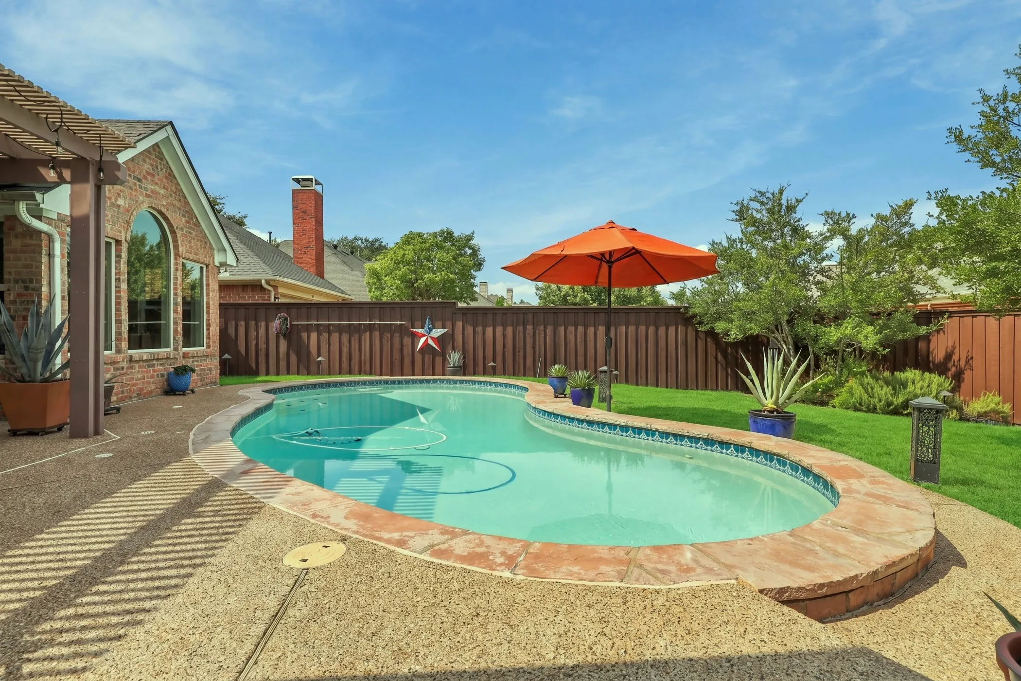 Salt water pool!