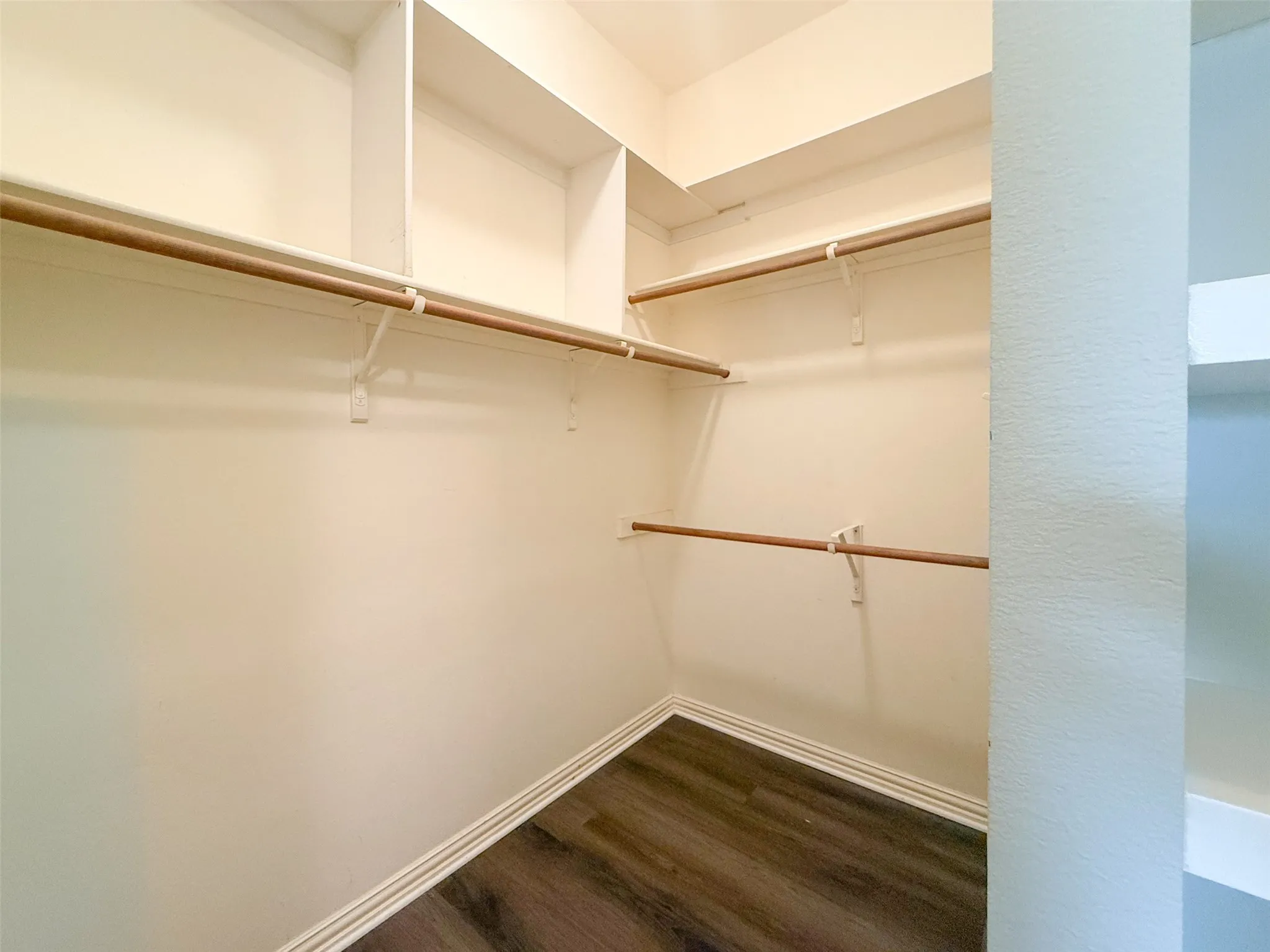 Single Family Residence For Sale in Denton County , 1517 Buena Vista Drive, Denton, Texas 76210, 4 Bedroom, 3 Bathroom, 2 Garage spaces, 3,071 Sqft, built in 2002, mls#21395630, Real Estate Agent in Denton, Homes For Sale in Denton county, Homes For Sale in Denton, Realtor in Denton Texas, Real Estate Brokerage Independent Realty Texas, Luminita Cordes Realtor