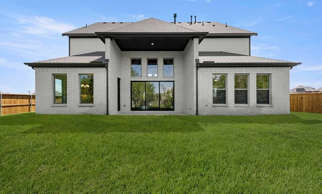 Rear Exterior Design Representative Photo